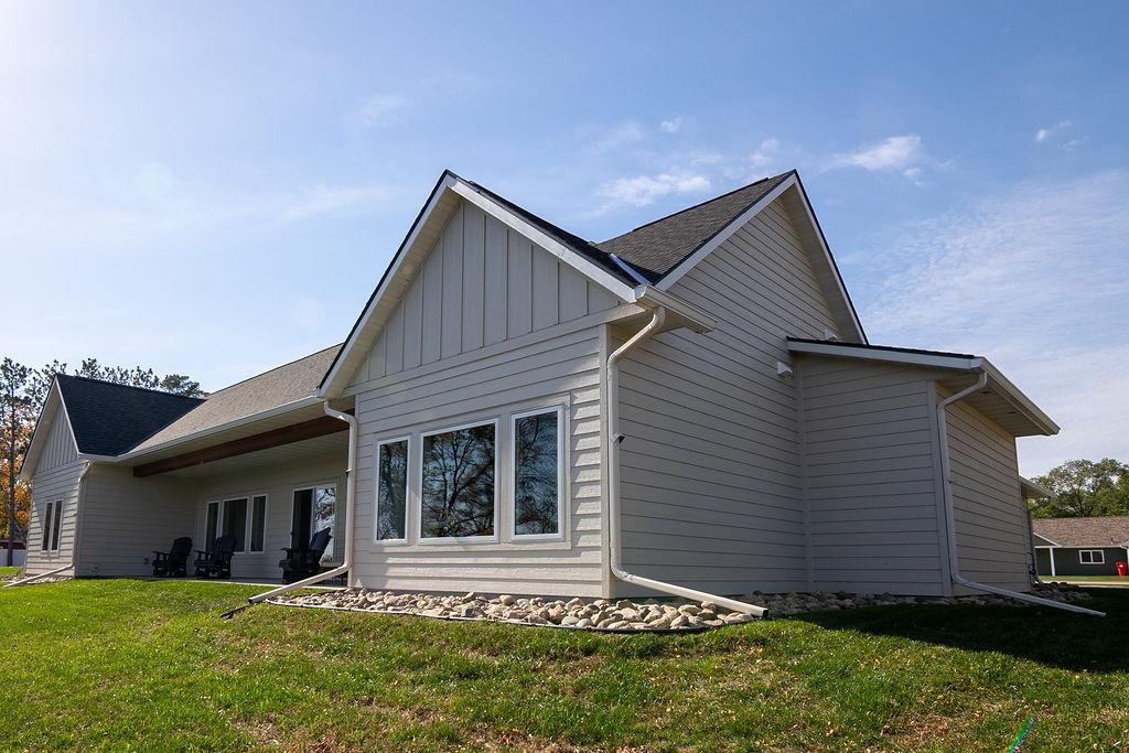 2025 single family home for sale at 1949 Rosewood Lane SE in Alexandria, MN — 5 bed, 4 bath (photo 69 of 83)