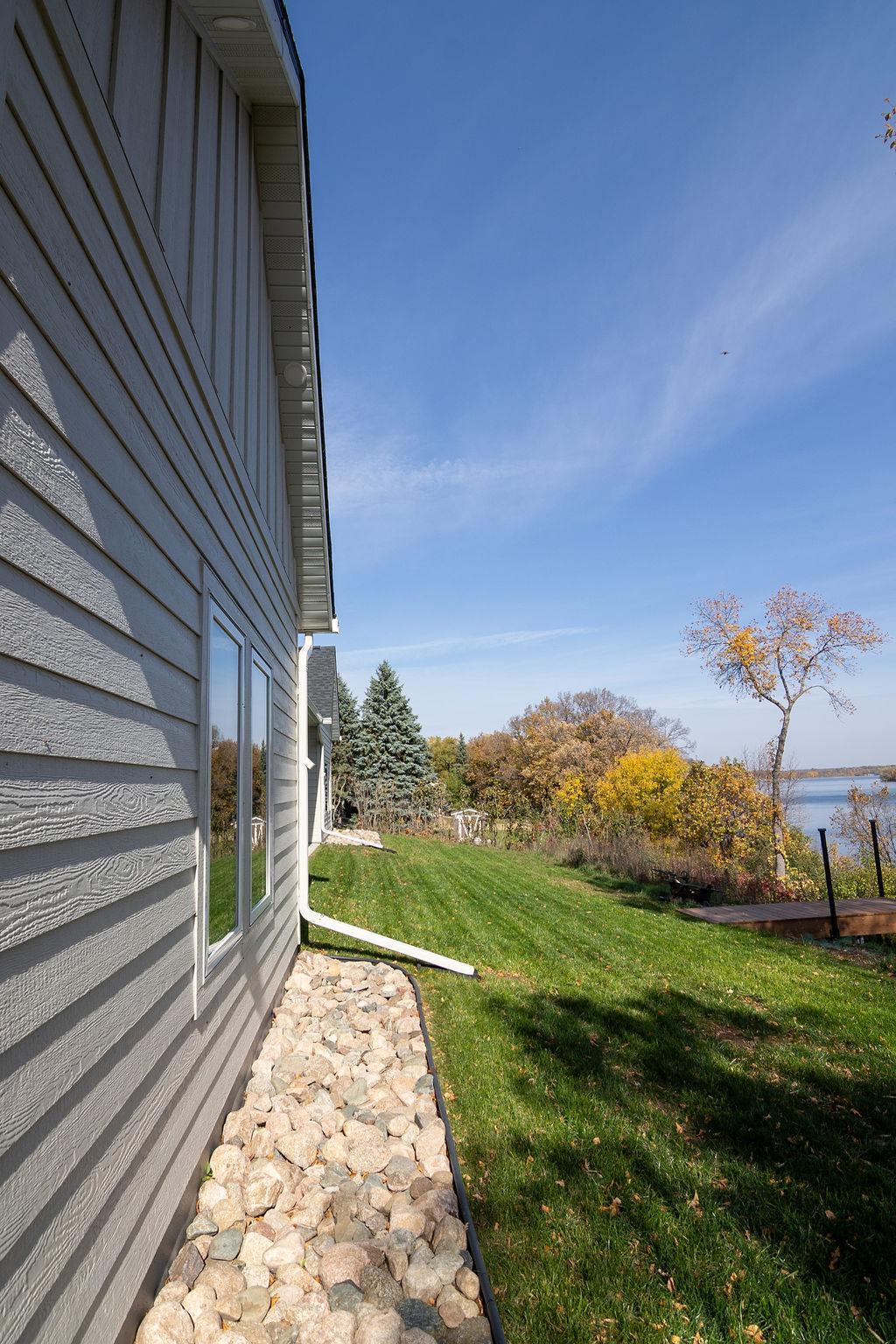 2025 single family home for sale at 1949 Rosewood Lane SE in Alexandria, MN — 5 bed, 4 bath (photo 75 of 83)