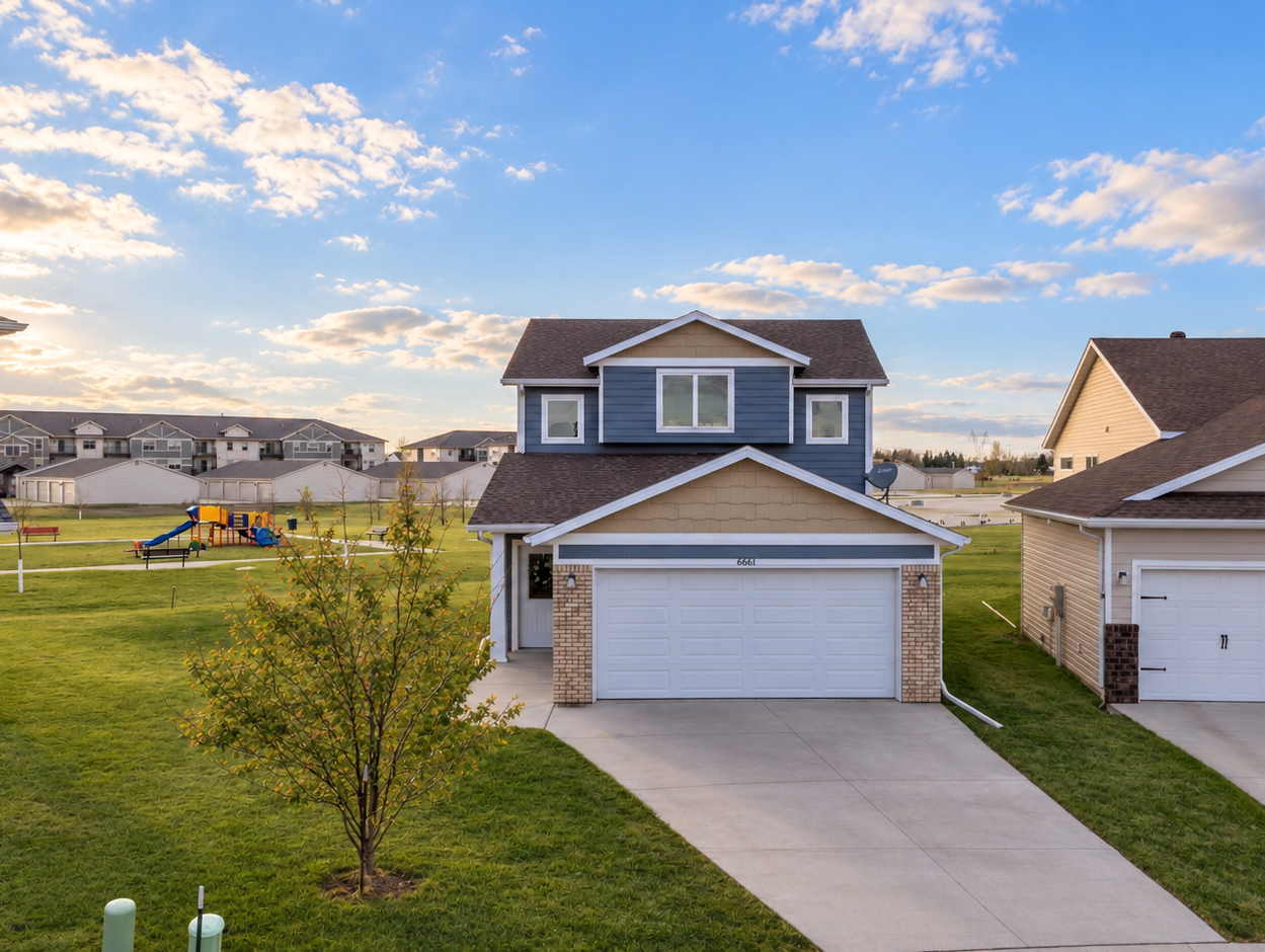2017 single family home for sale at 6661 21st Street S in Fargo, ND — 3 bed, 3 bath