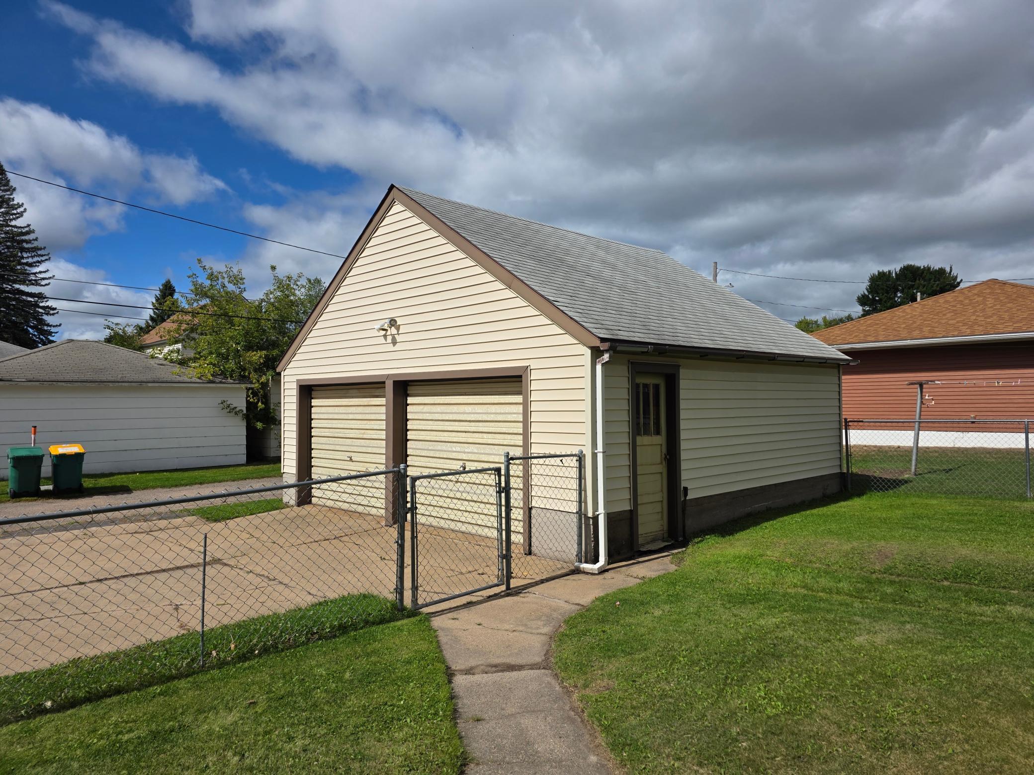 1948 single family home for sale at 629 3rd Street in Nashwauk, MN — 3 bed, 2 bath (photo 8 of 31)