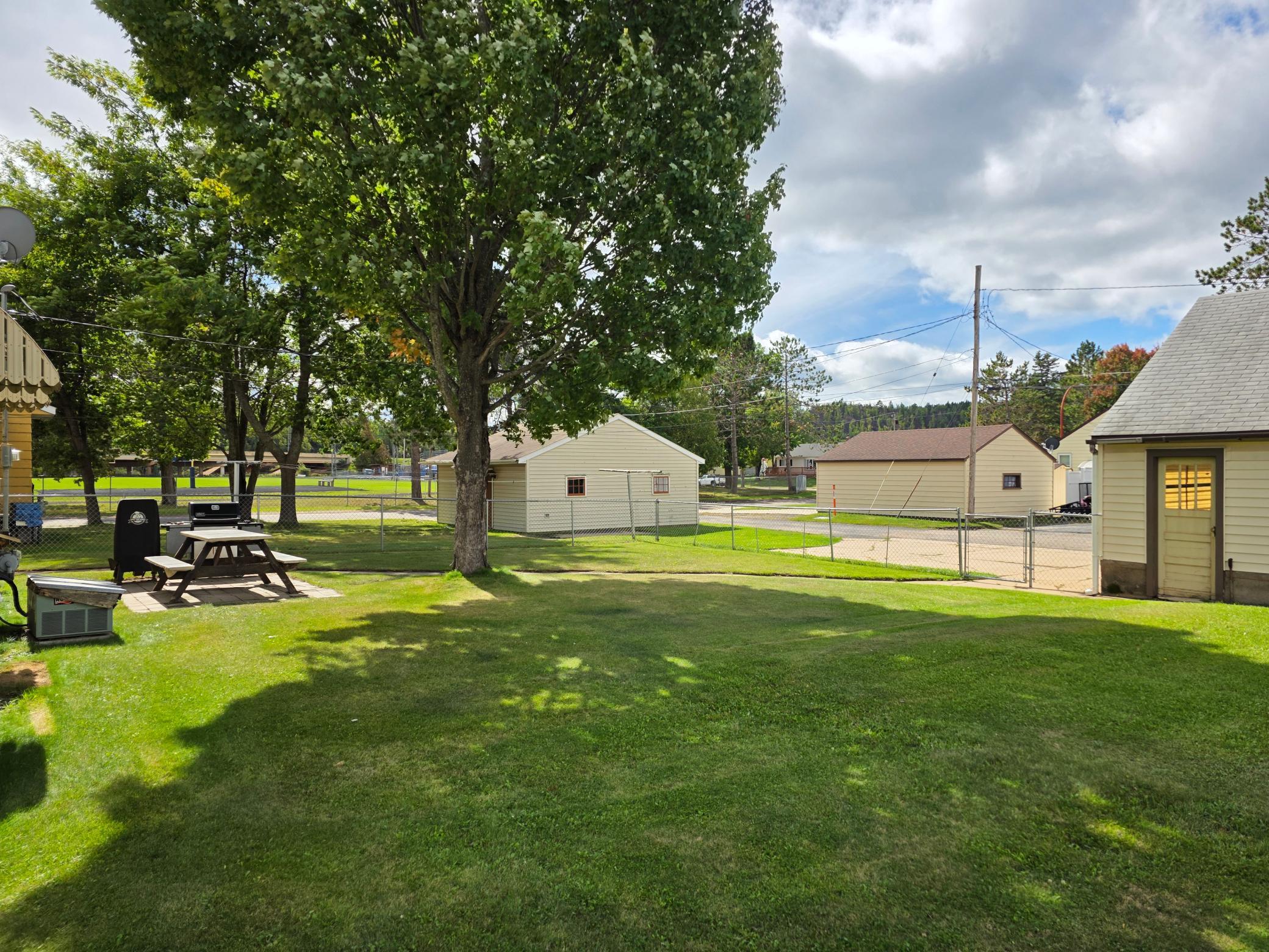1948 single family home for sale at 629 3rd Street in Nashwauk, MN — 3 bed, 2 bath (photo 9 of 31)