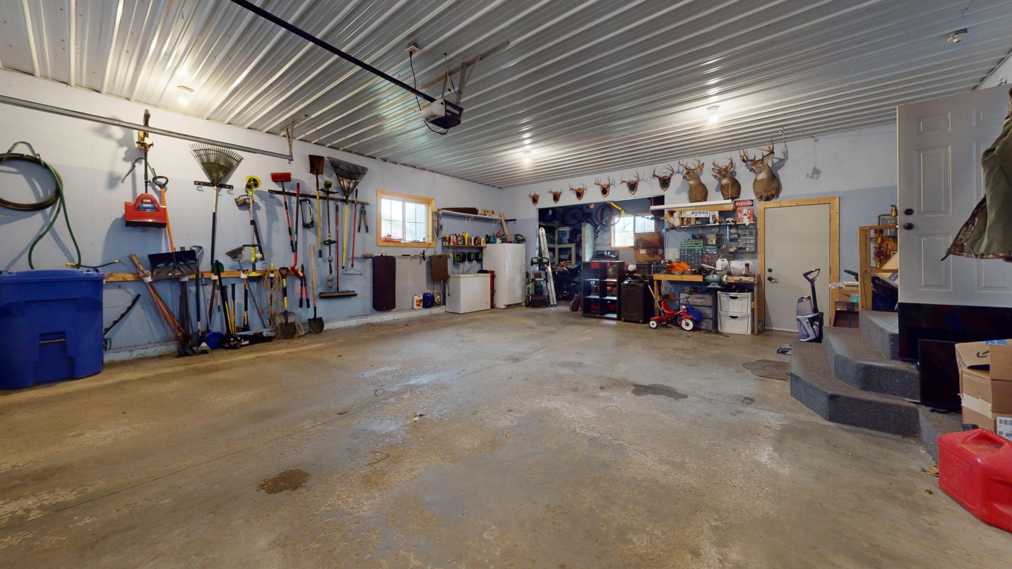 1968 single family home for sale at 1130 Phinney Avenue in Detroit Lakes, MN — 5 bed, 3 bath (photo 44 of 74)