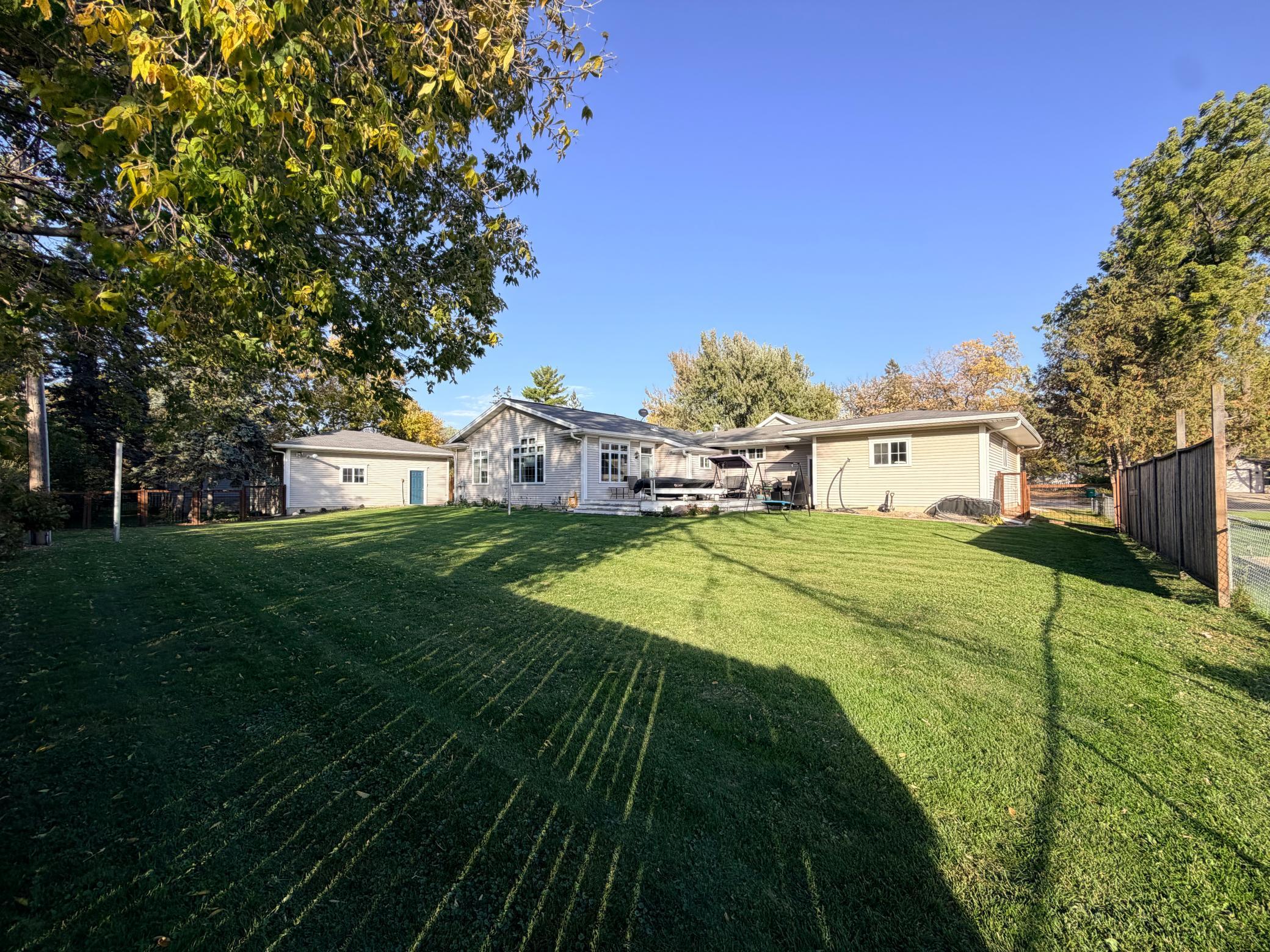 1968 single family home for sale at 1130 Phinney Avenue in Detroit Lakes, MN — 5 bed, 3 bath (photo 68 of 74)