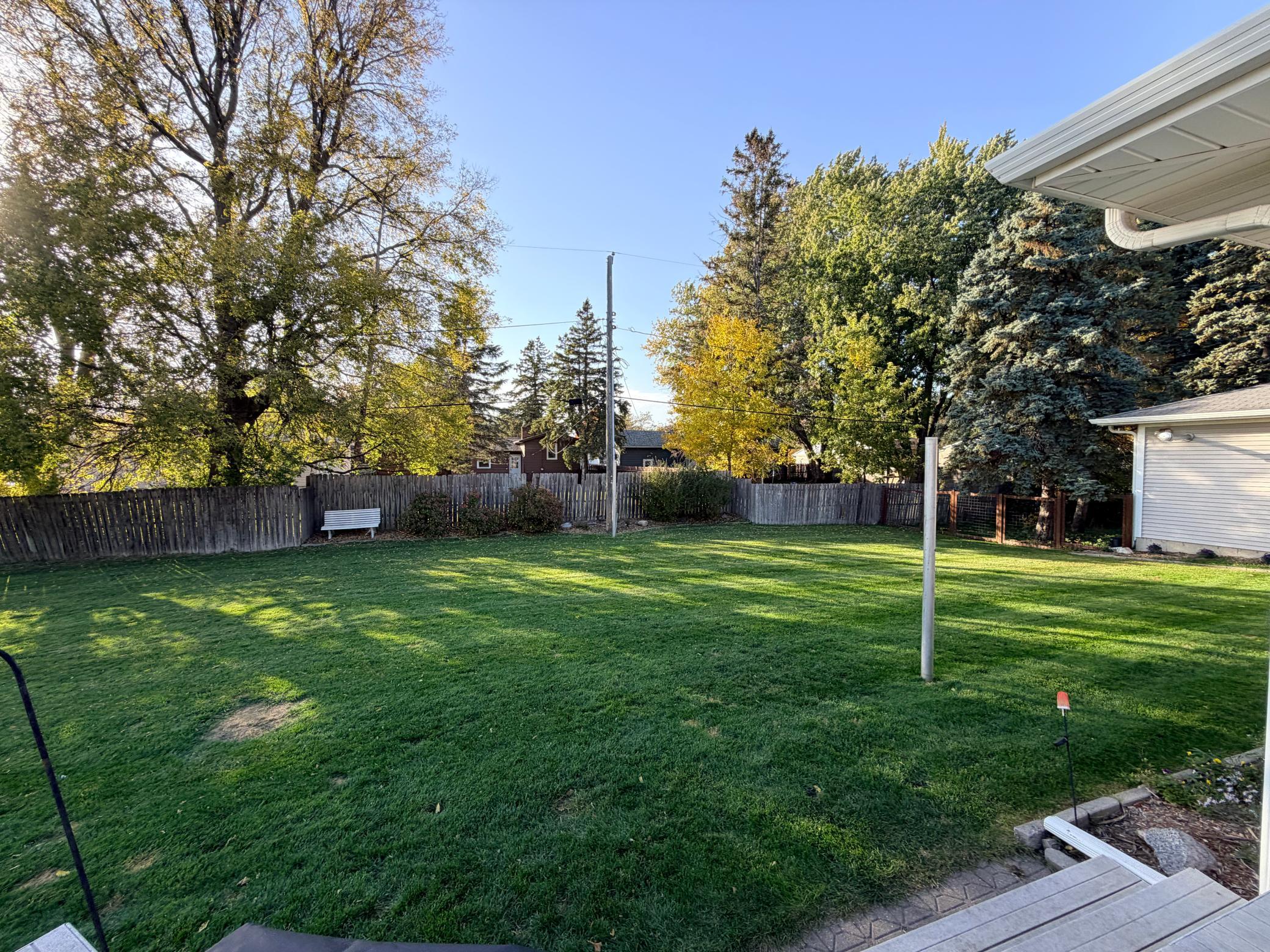 1968 single family home for sale at 1130 Phinney Avenue in Detroit Lakes, MN — 5 bed, 3 bath (photo 69 of 74)