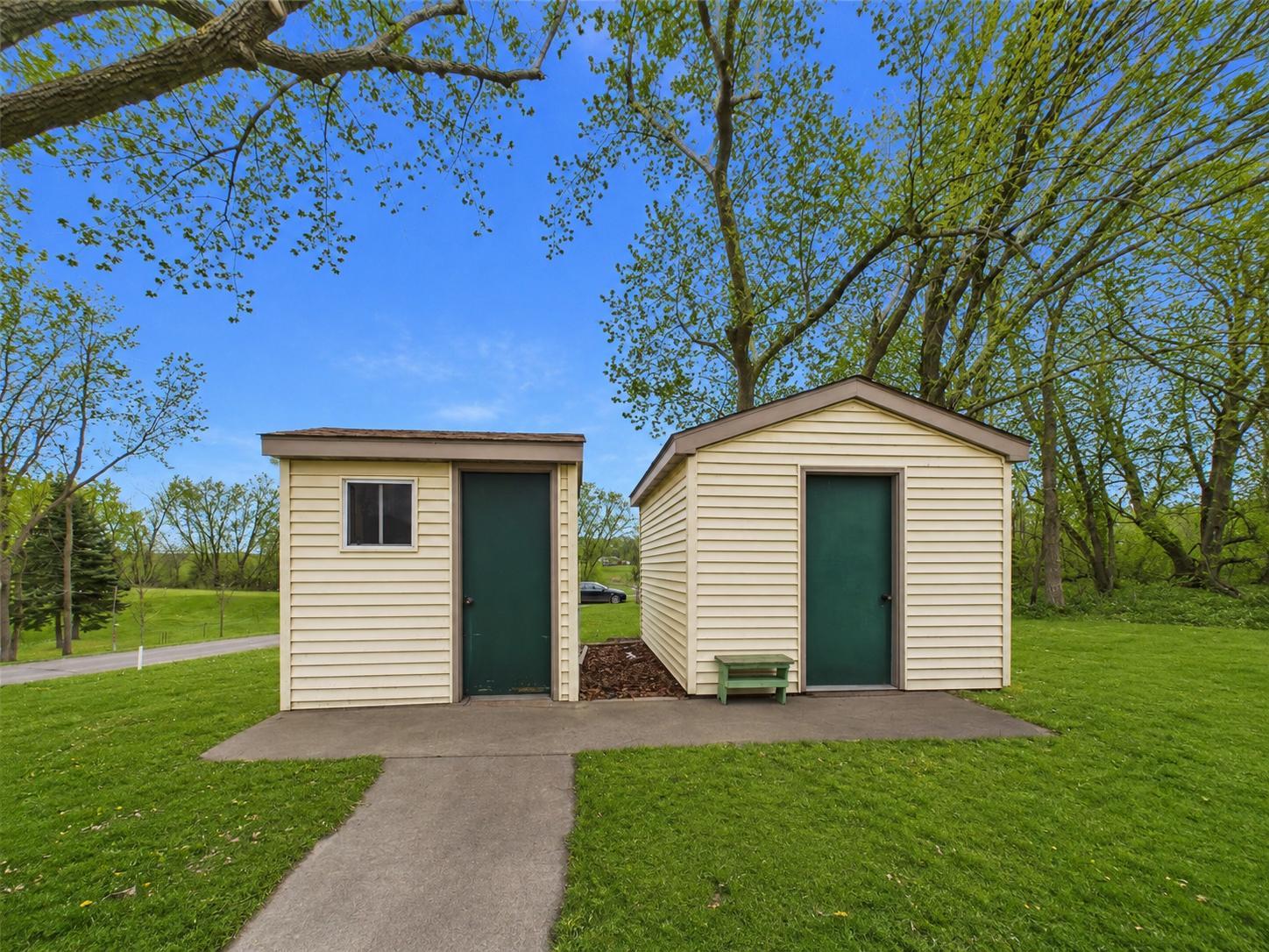 2006 single family home for sale at 18559 Empire Trail in Burtrum, MN — 5 bed, 5 bath (photo 13 of 72)