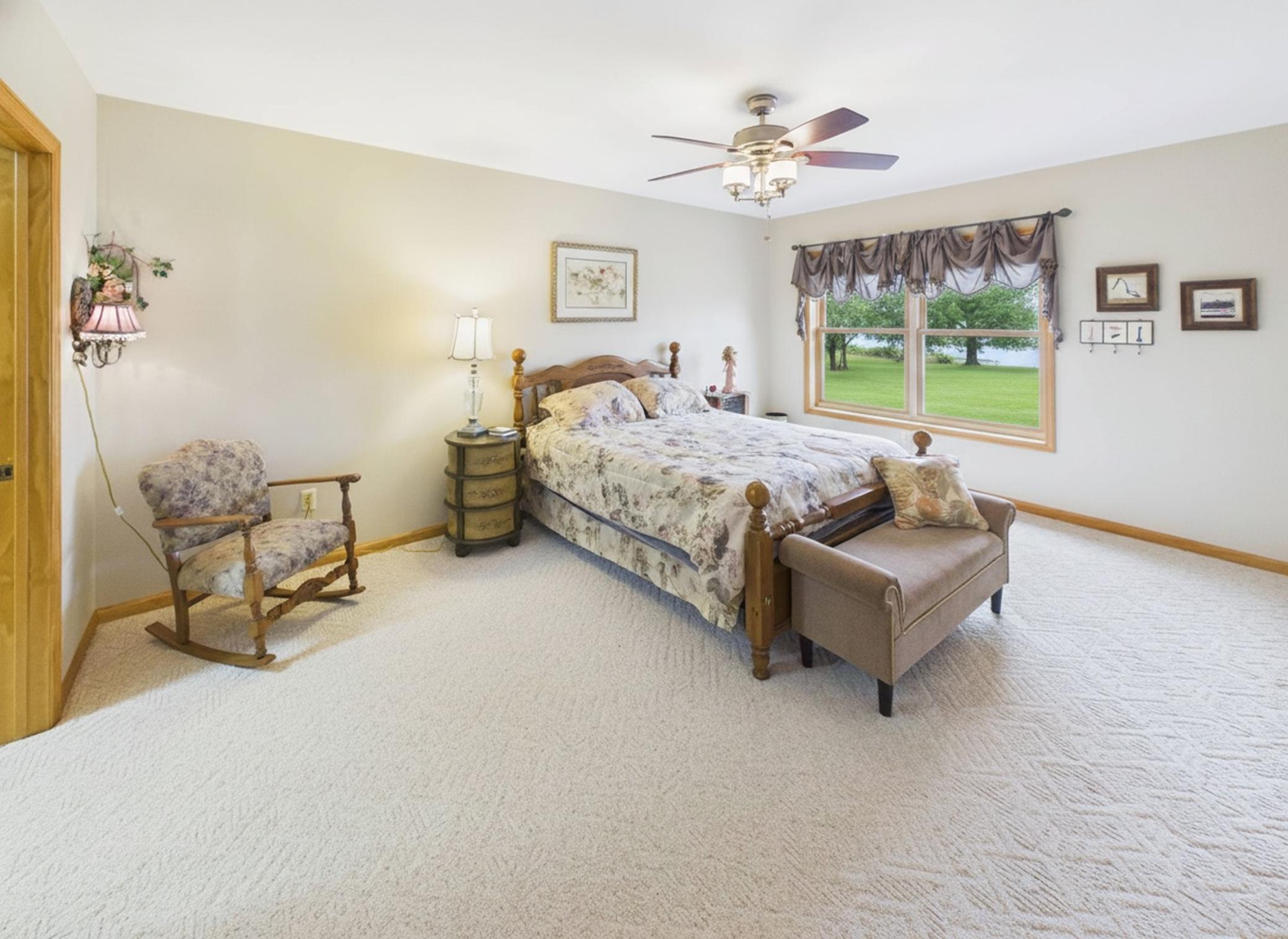2006 single family home for sale at 18559 Empire Trail in Burtrum, MN — 5 bed, 5 bath (photo 60 of 72)
