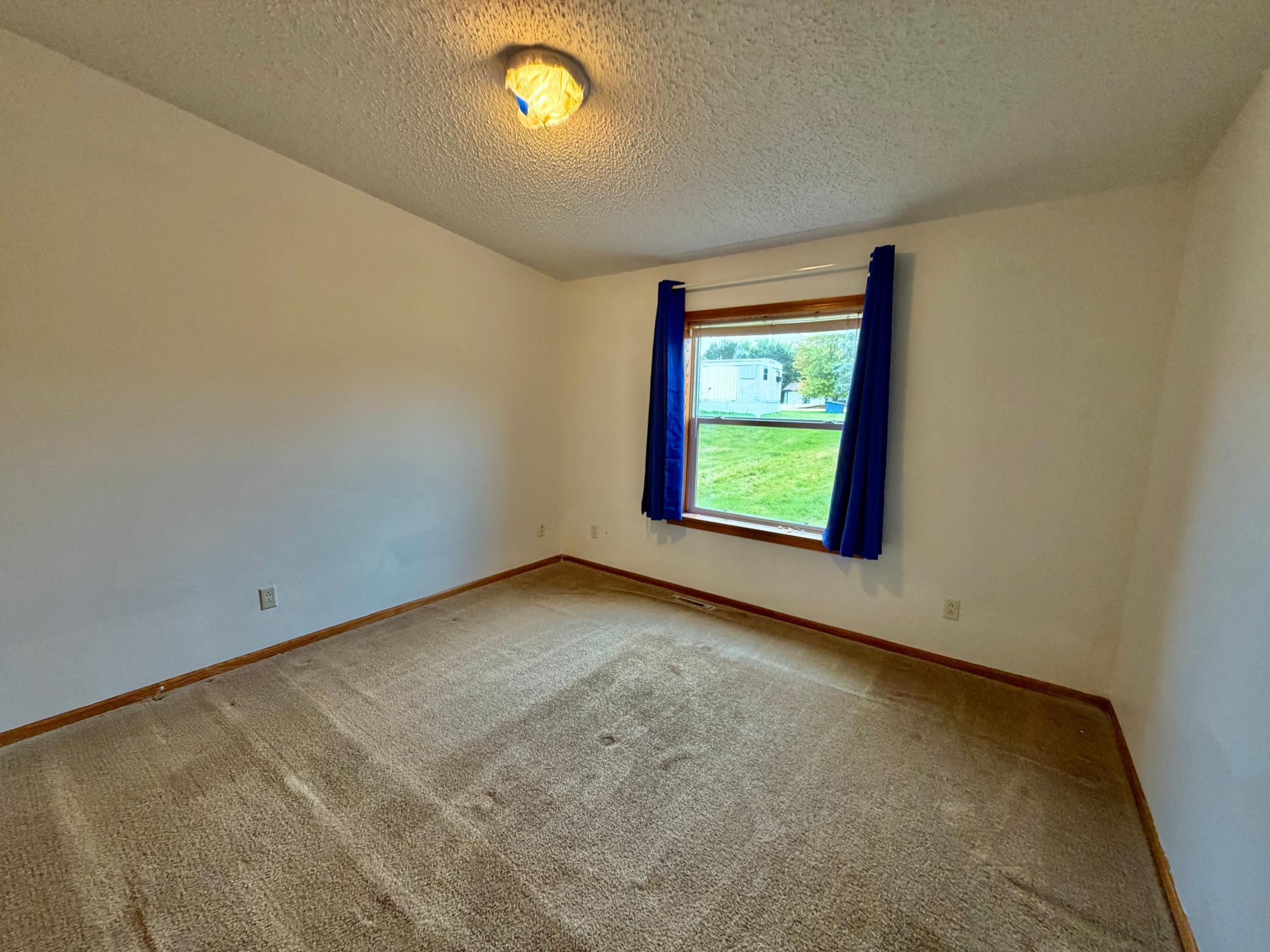 2001 single family home for sale at 138 Park Circle in Ottertail, MN — 3 bed, 2 bath (photo 13 of 21)