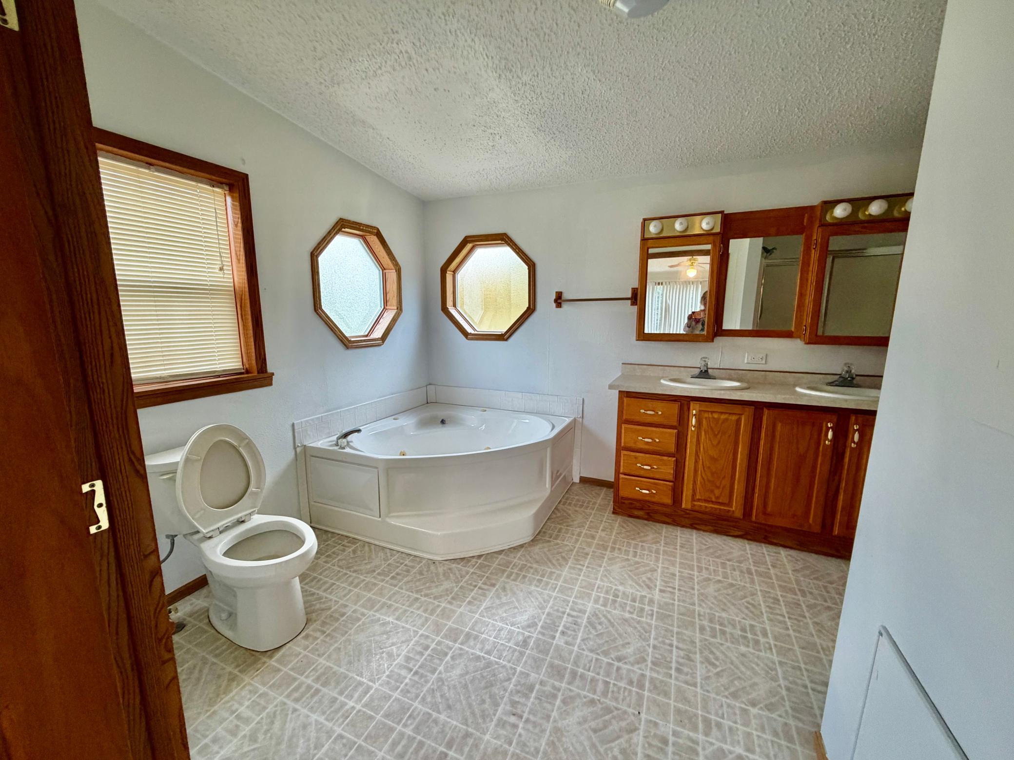 2001 single family home for sale at 138 Park Circle in Ottertail, MN — 3 bed, 2 bath (photo 20 of 21)