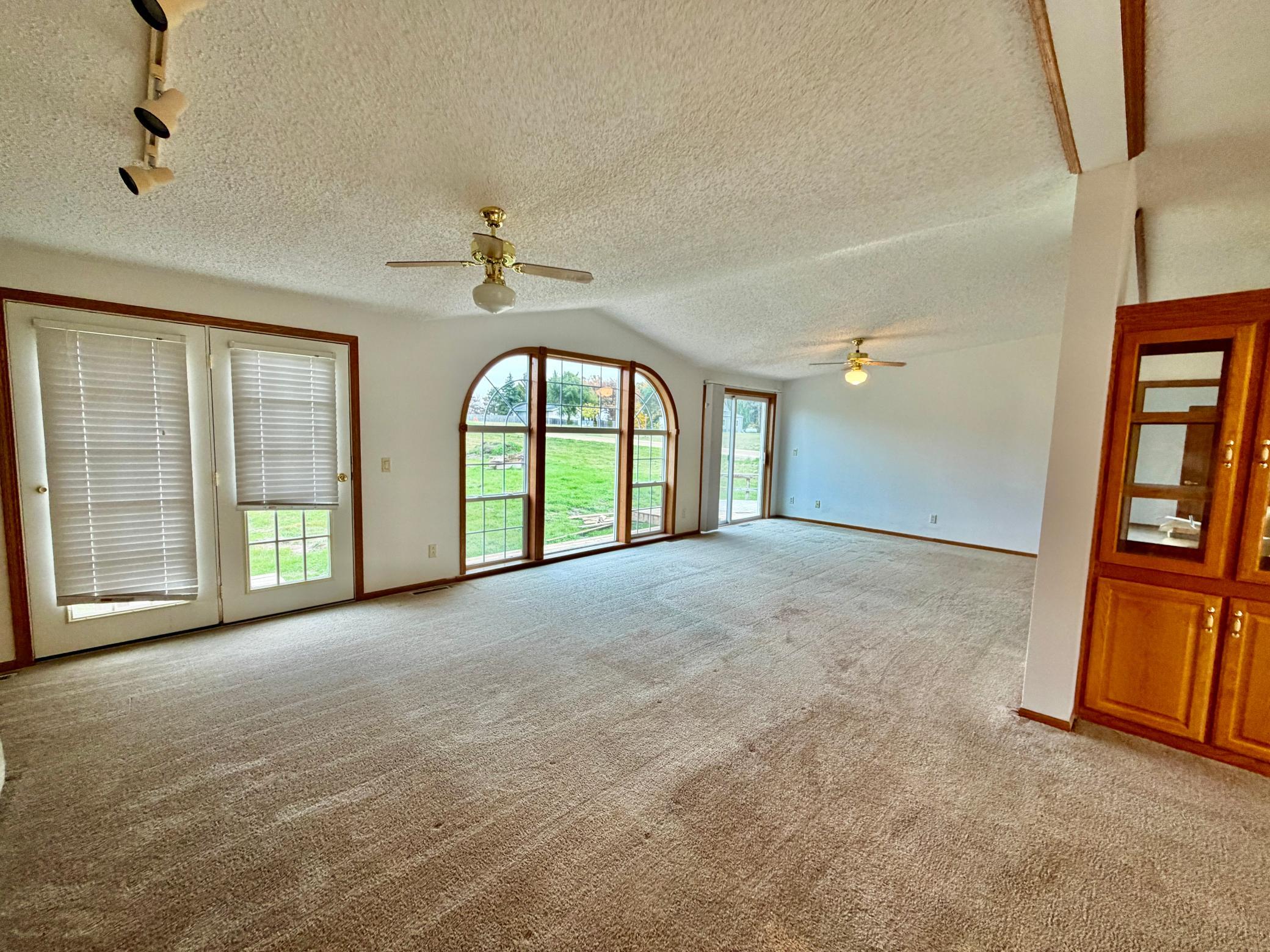 2001 single family home for sale at 138 Park Circle in Ottertail, MN — 3 bed, 2 bath (photo 9 of 21)