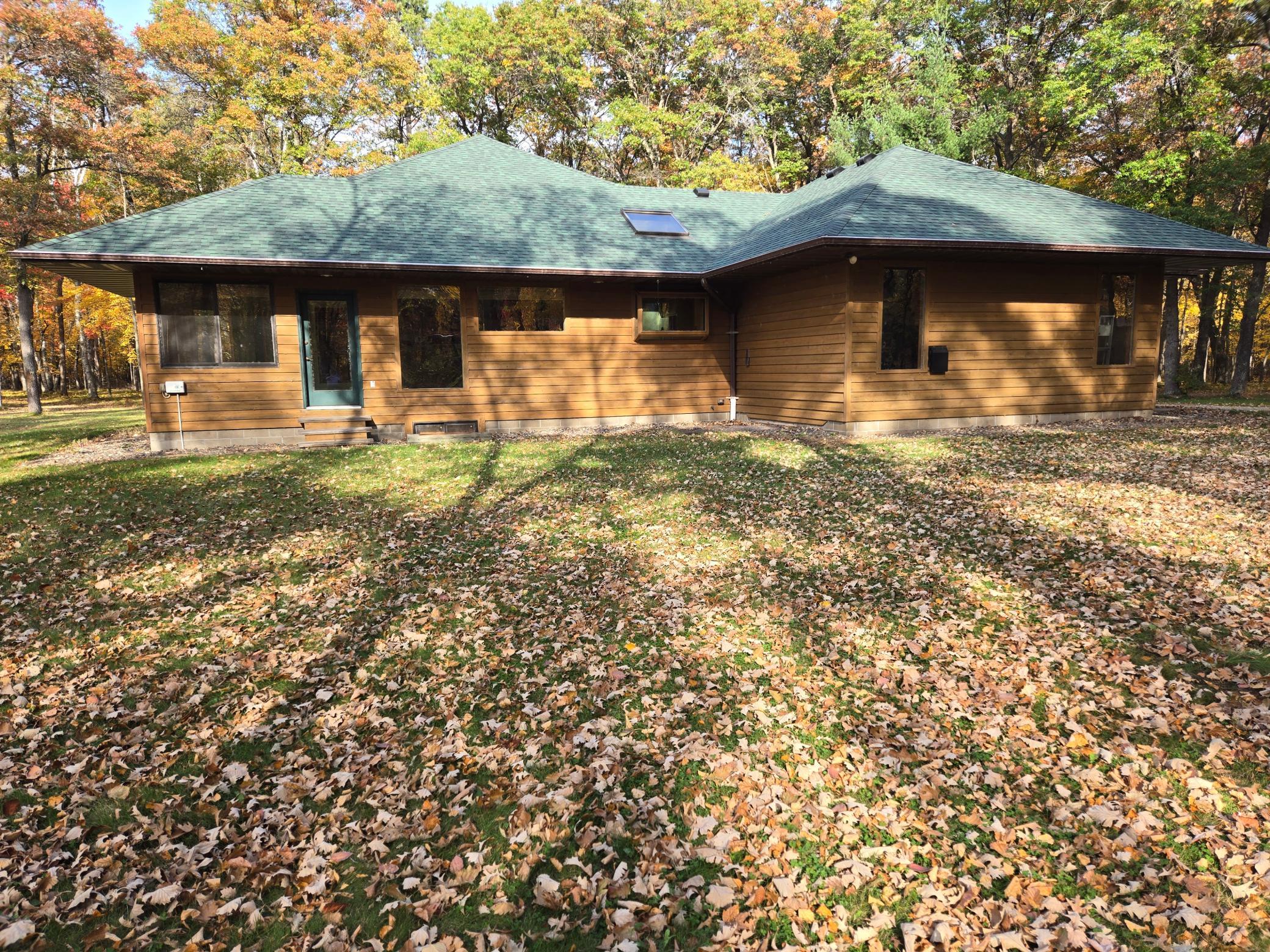1995 single family home for sale at 24787 Garden Lake Road in Nisswa, MN — 3 bed, 2 bath (photo 2 of 10)