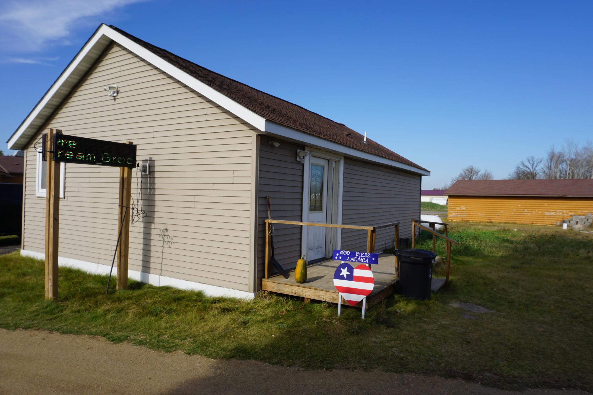 1932 single family home for sale at 13730 County 9 Road in Solway, MN — 2 bed, 1 bath (photo 2 of 6)