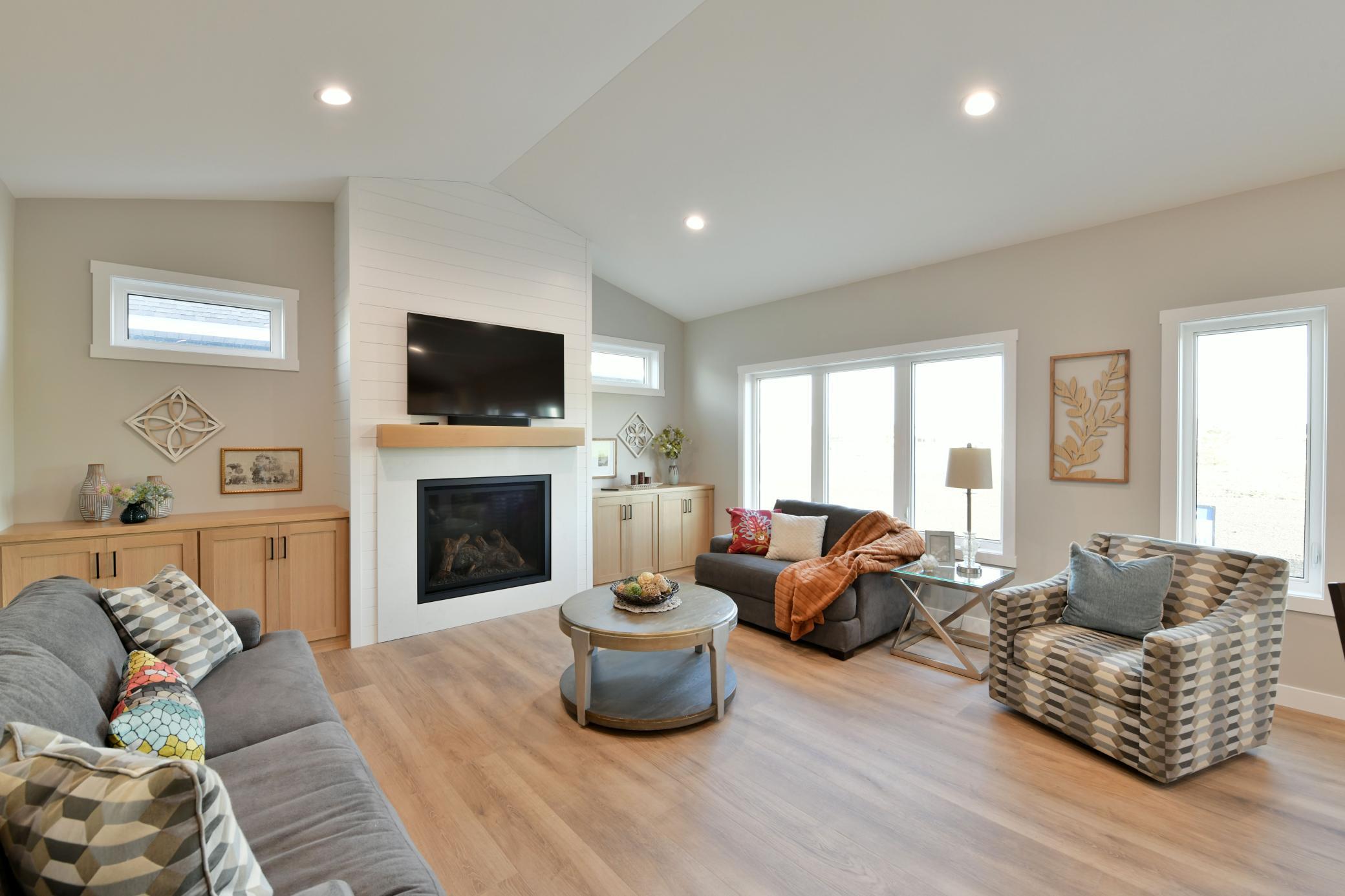 2026 single family home for sale at 3155 Archer Place S in Fargo, ND — 3 bed, 2 bath (photo 16 of 31)