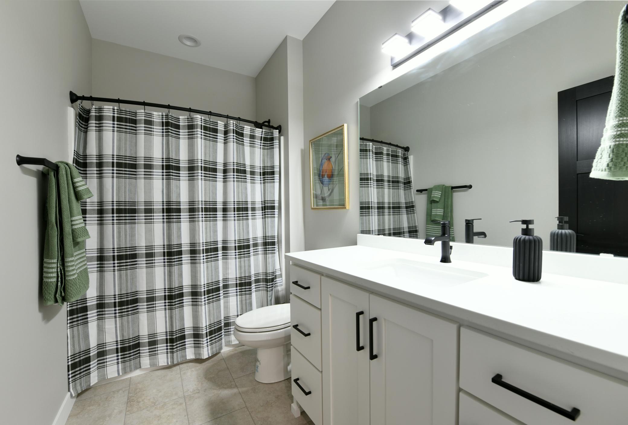 2026 single family home for sale at 3155 Archer Place S in Fargo, ND — 3 bed, 2 bath (photo 21 of 31)