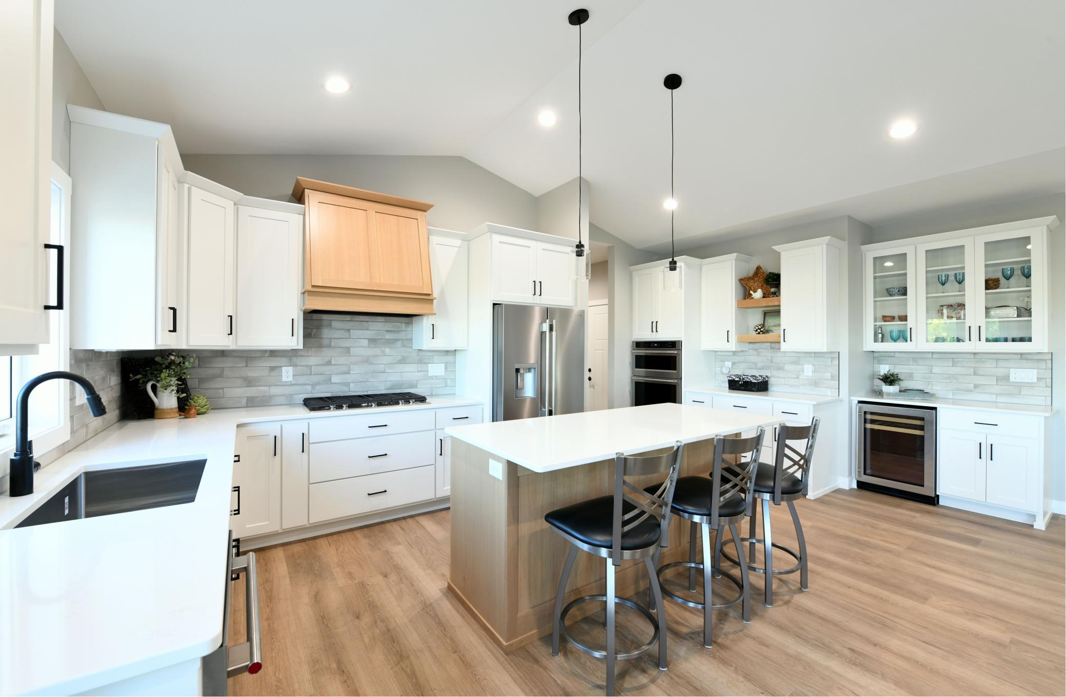 2026 single family home for sale at 3155 Archer Place S in Fargo, ND — 3 bed, 2 bath (photo 5 of 31)