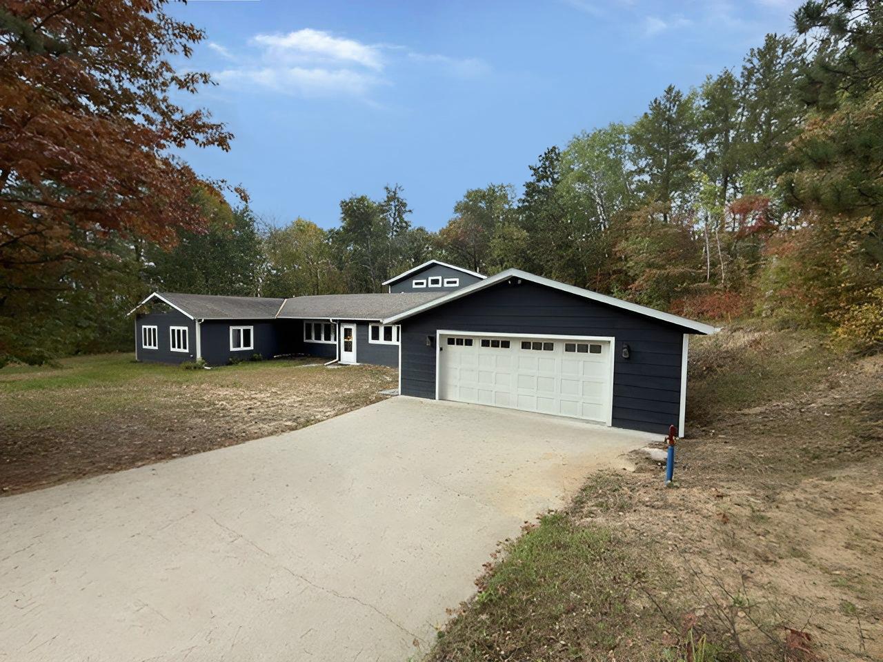 2002 single family home for sale at 38465 Blueberry View Drive in Menahga, MN — 4 bed, 4 bath (photo 5 of 26)