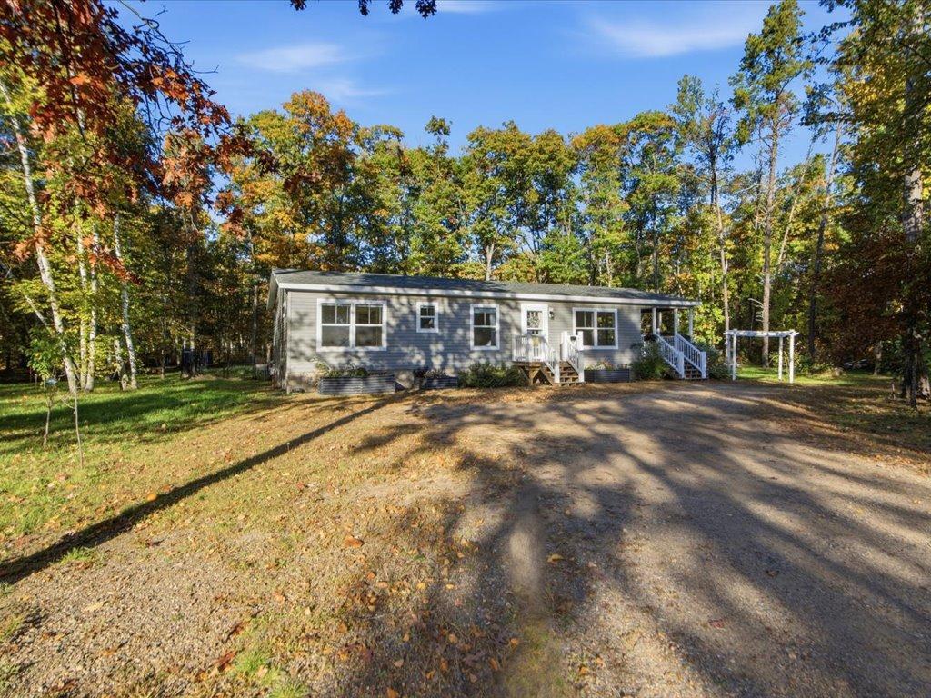 2021 single family home for sale at 33977 Pine View Lane in Crosslake, MN — 3 bed, 2 bath (photo 18 of 29)