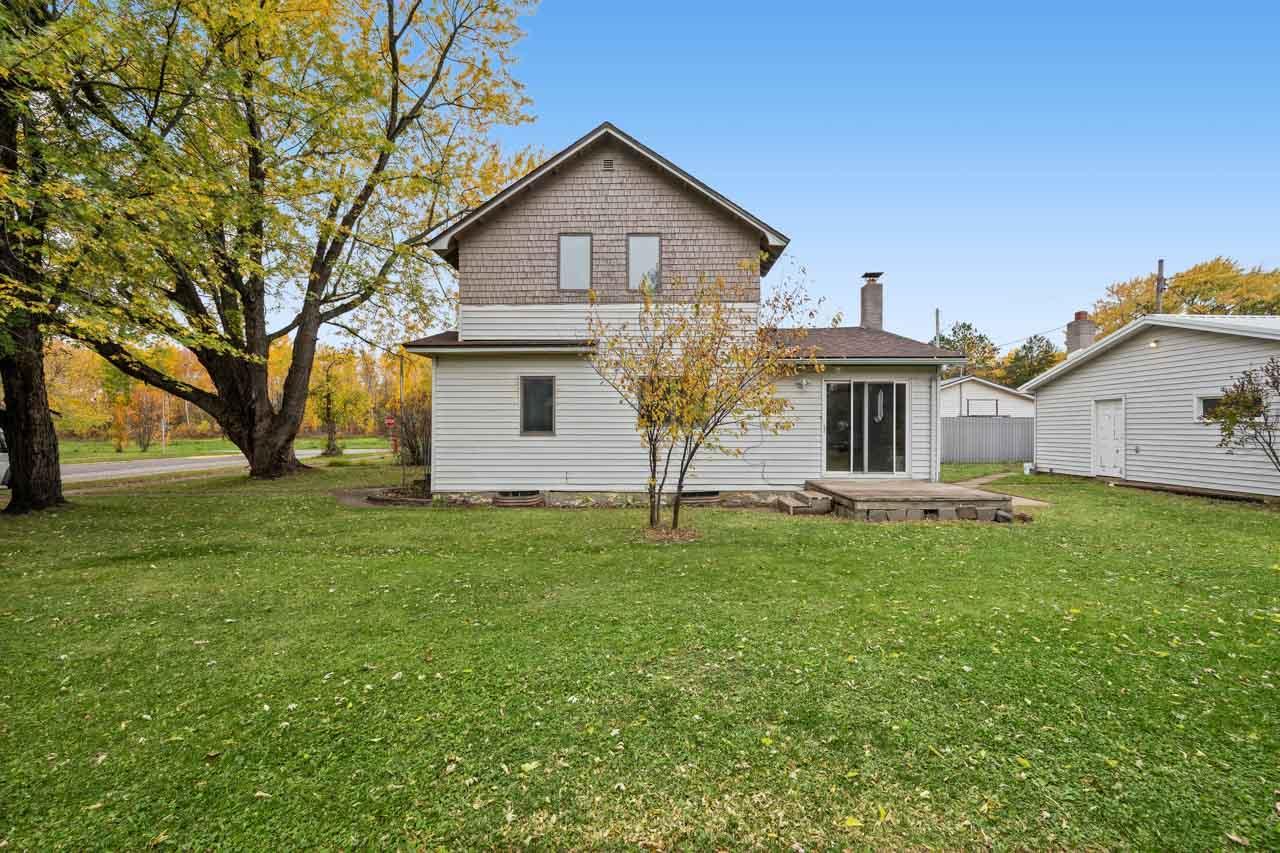 1930 single family home for sale at 620 W 2nd Avenue in Keewatin, MN — 3 bed, 3 bath (photo 4 of 24)