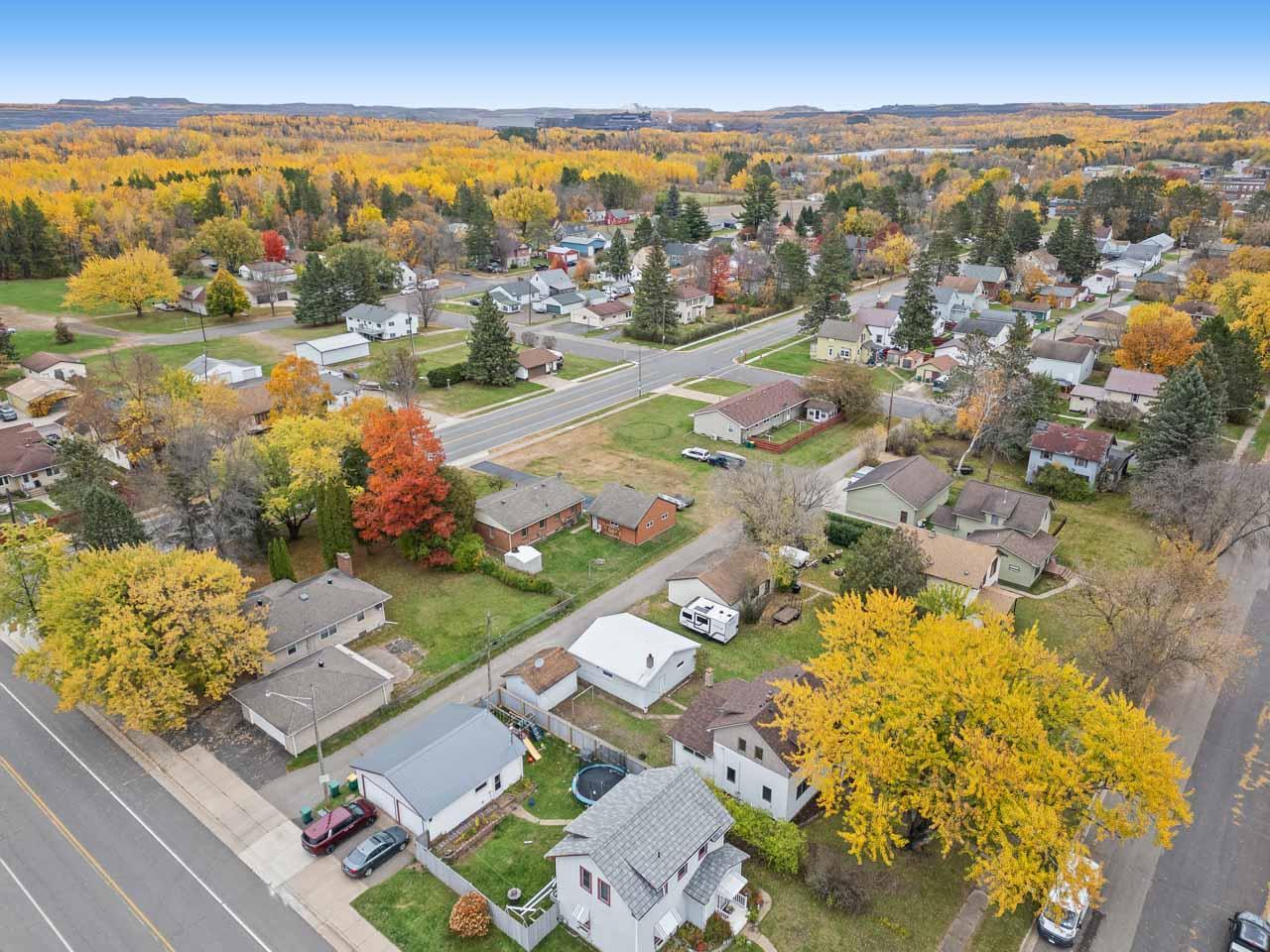 1930 single family home for sale at 620 W 2nd Avenue in Keewatin, MN — 3 bed, 3 bath (photo 5 of 24)