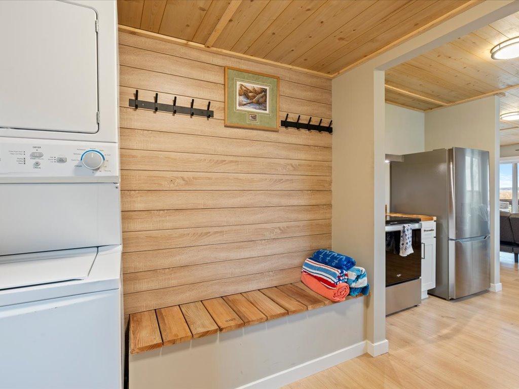 1974 single family home for sale at 24852 County Road 4 in Nisswa, MN — 2 bed, 1 bath (photo 16 of 37)