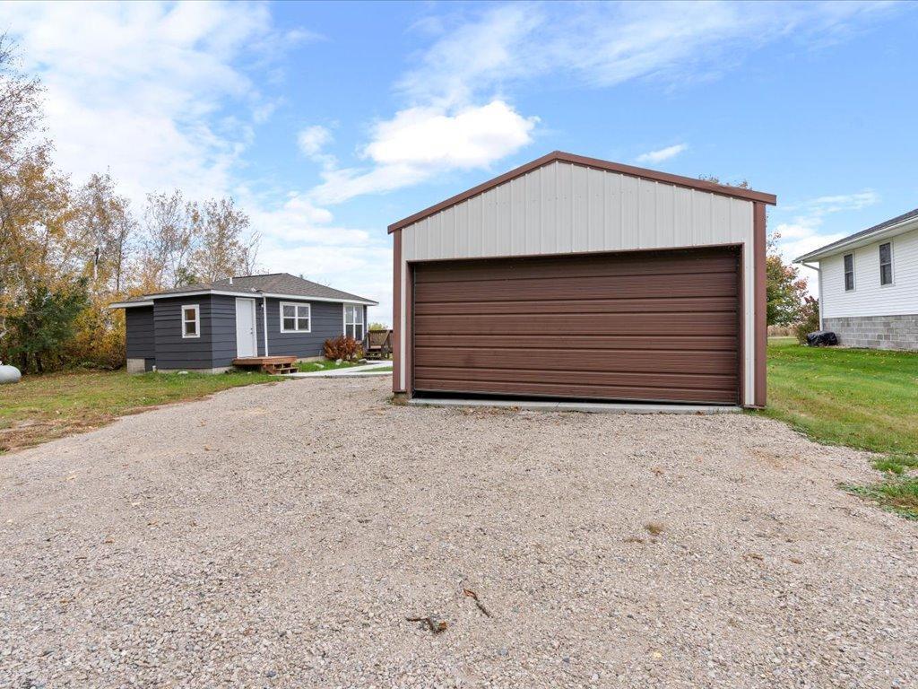 1974 single family home for sale at 24852 County Road 4 in Nisswa, MN — 2 bed, 1 bath (photo 34 of 37)
