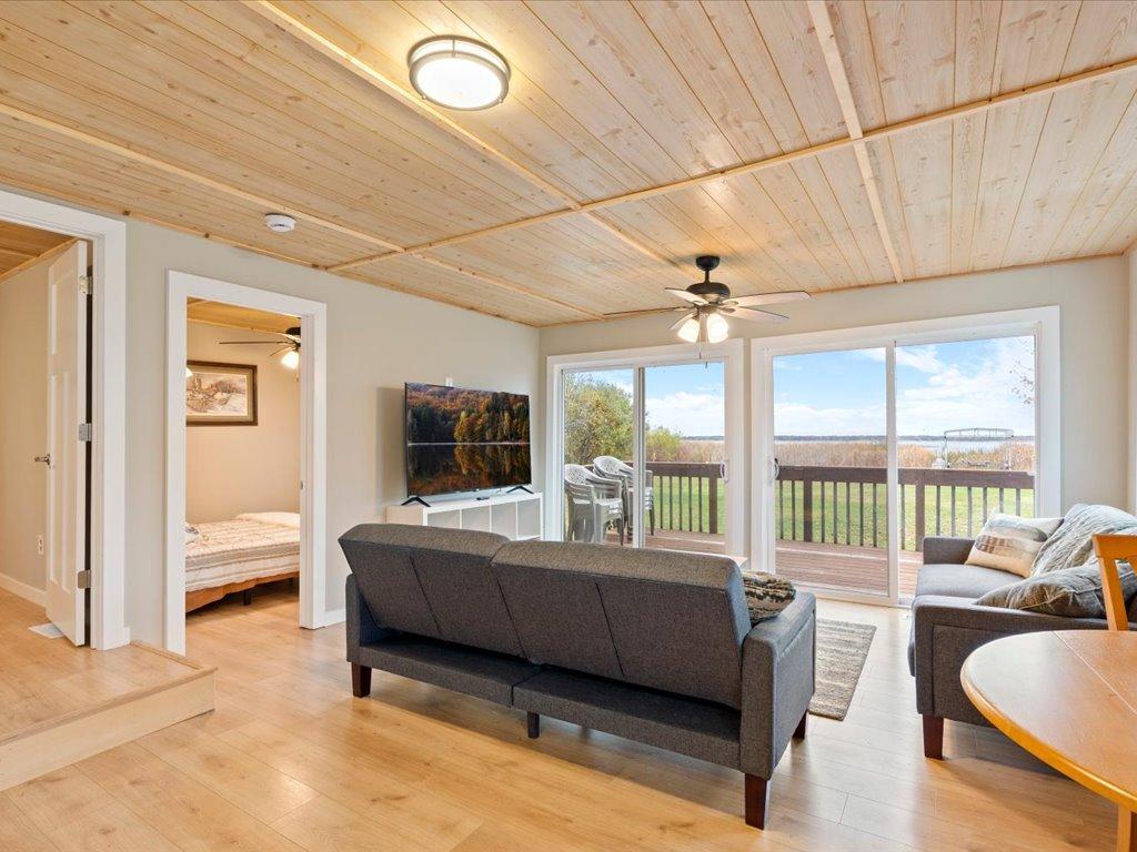 1974 single family home for sale at 24852 County Road 4 in Nisswa, MN — 2 bed, 1 bath (photo 10 of 37)