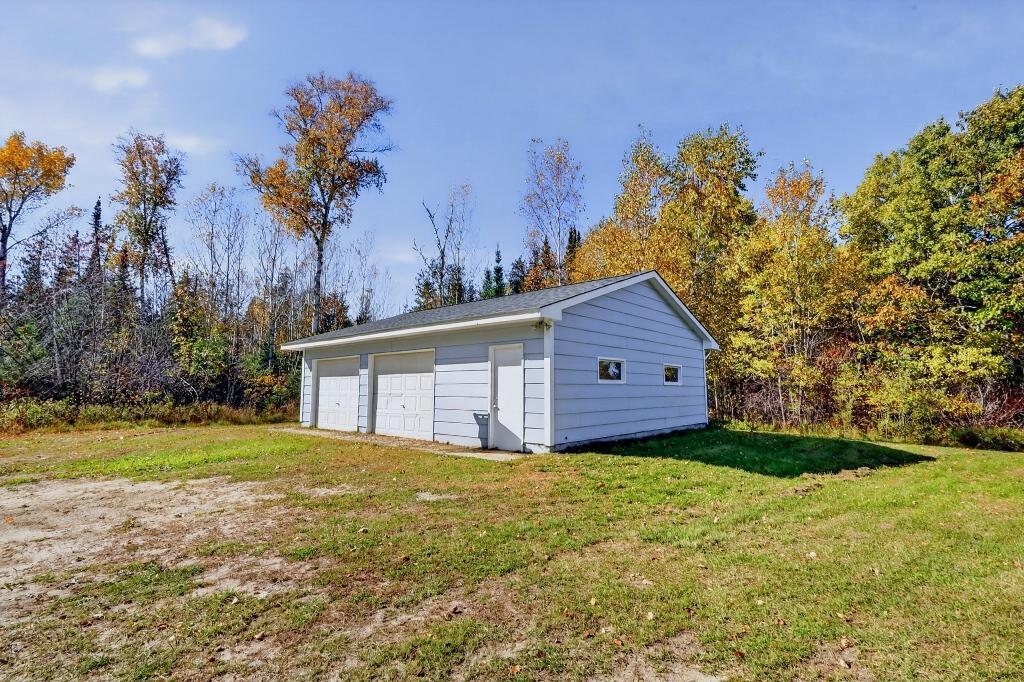 1988 single family home for sale at 43862 Chase Lake Road in Deer River, MN — 3 bed, 2 bath (photo 15 of 53)