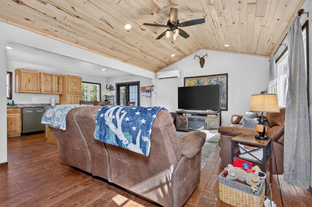 1988 single family home for sale at 43862 Chase Lake Road in Deer River, MN — 3 bed, 2 bath (photo 18 of 53)