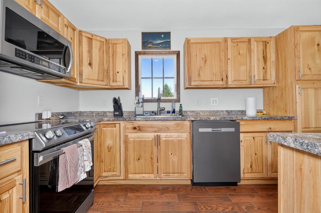 1988 single family home for sale at 43862 Chase Lake Road in Deer River, MN — 3 bed, 2 bath (photo 23 of 53)
