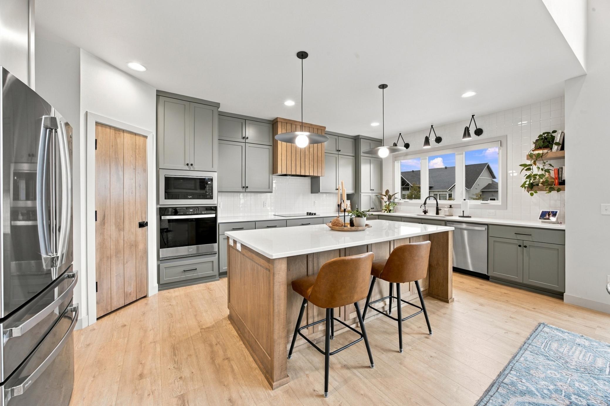 2023 single family home for sale at 6187 49th Avenue S in Fargo, ND — 6 bed, 4 bath (photo 9 of 80)