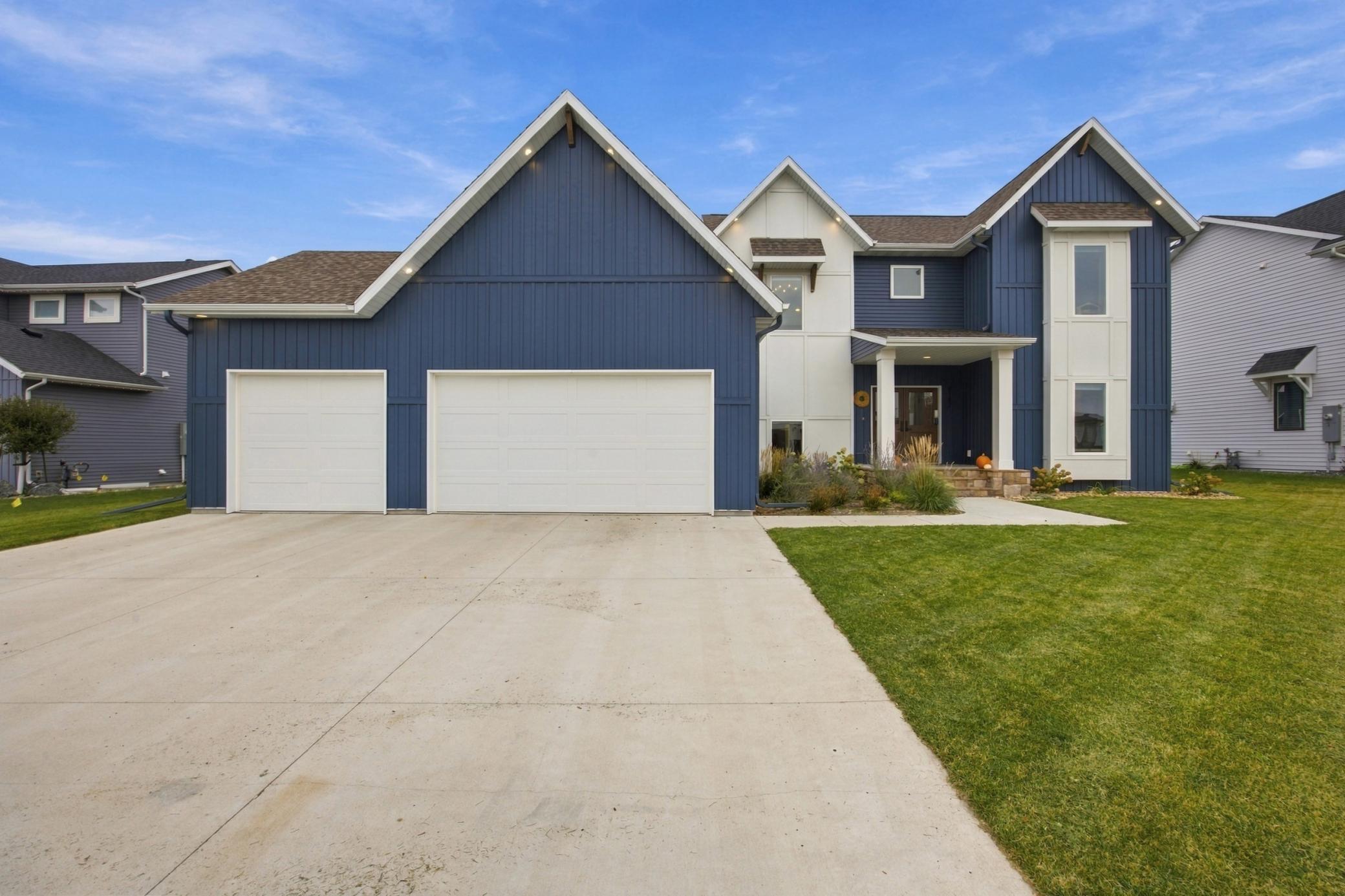 2023 single family home for sale at 6187 49th Avenue S in Fargo, ND — 6 bed, 4 bath