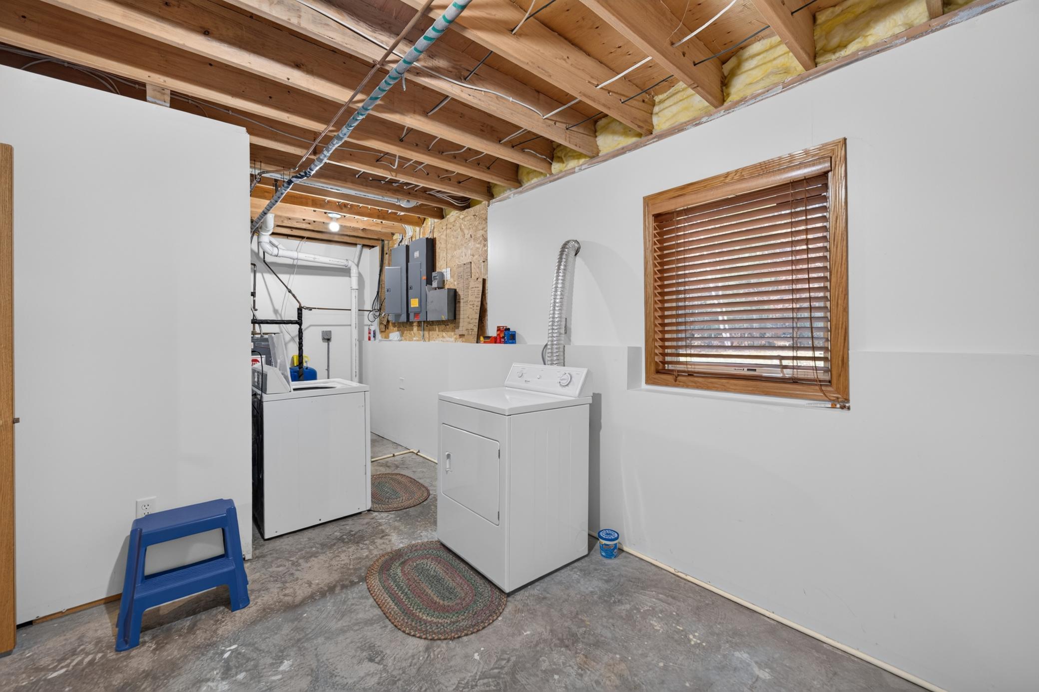 2001 single family home for sale at 642 Center Point Court NW in Bemidji, MN — 4 bed, 3 bath (photo 30 of 39)