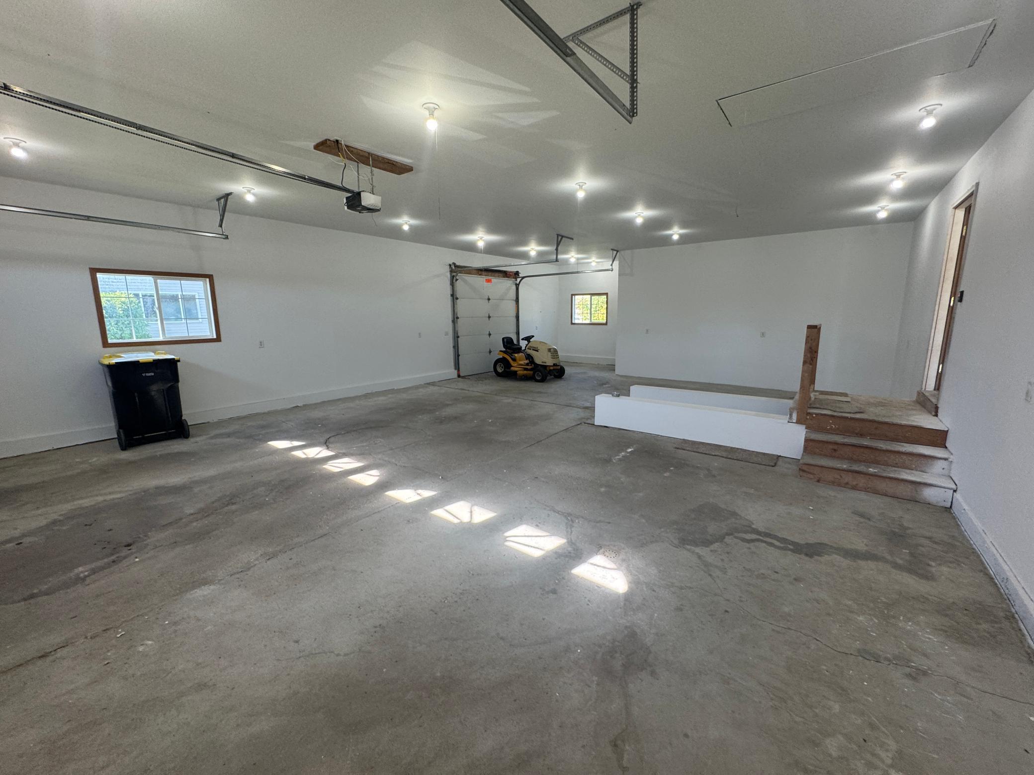 2005 single family home for sale at 520 12th Street NW in Perham, MN — 4 bed, 3 bath (photo 26 of 29)