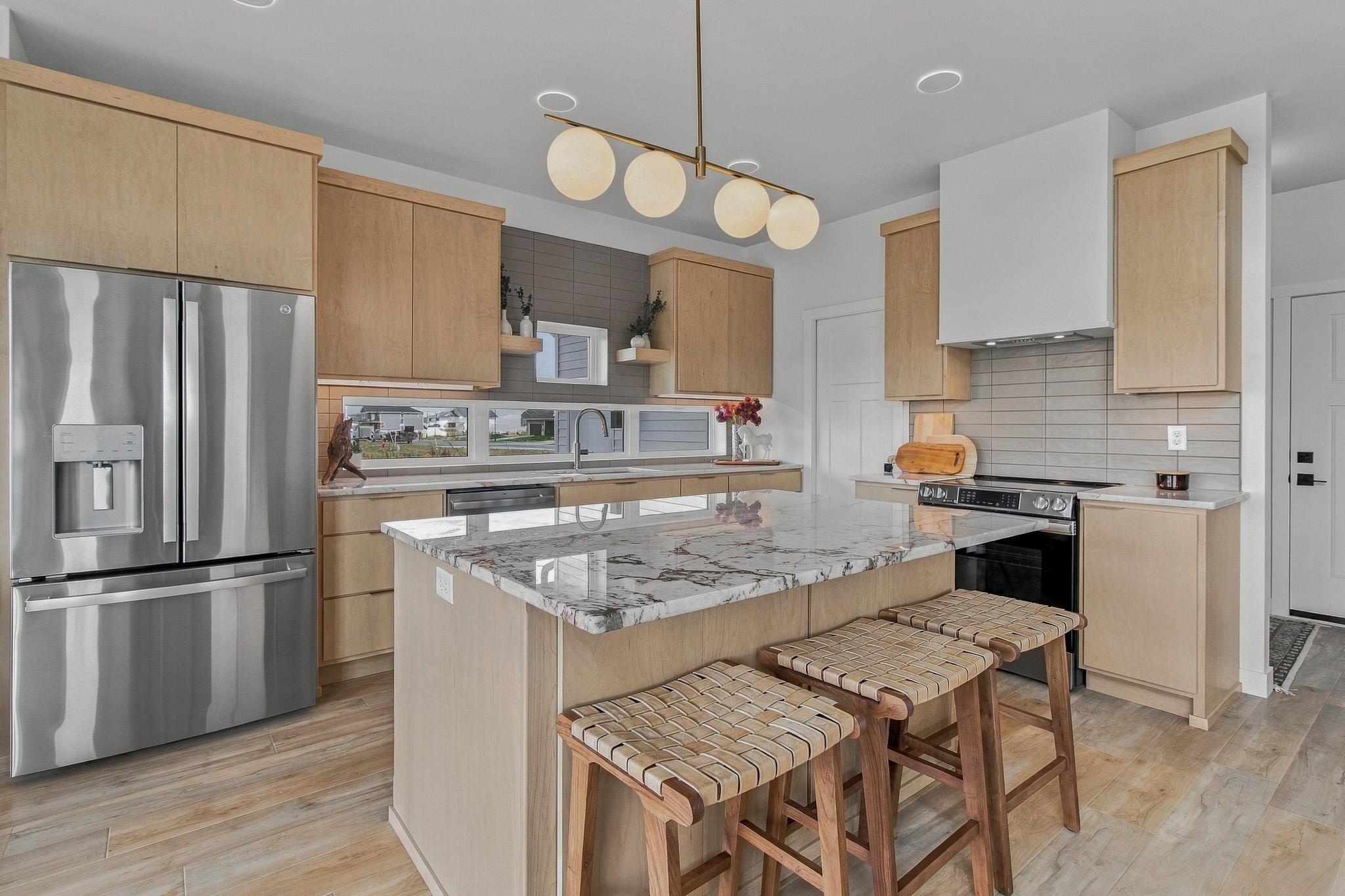 2026 single family home for sale at 6857 Cedar Drive in Horace, ND — 4 bed, 4 bath (photo 13 of 42)
