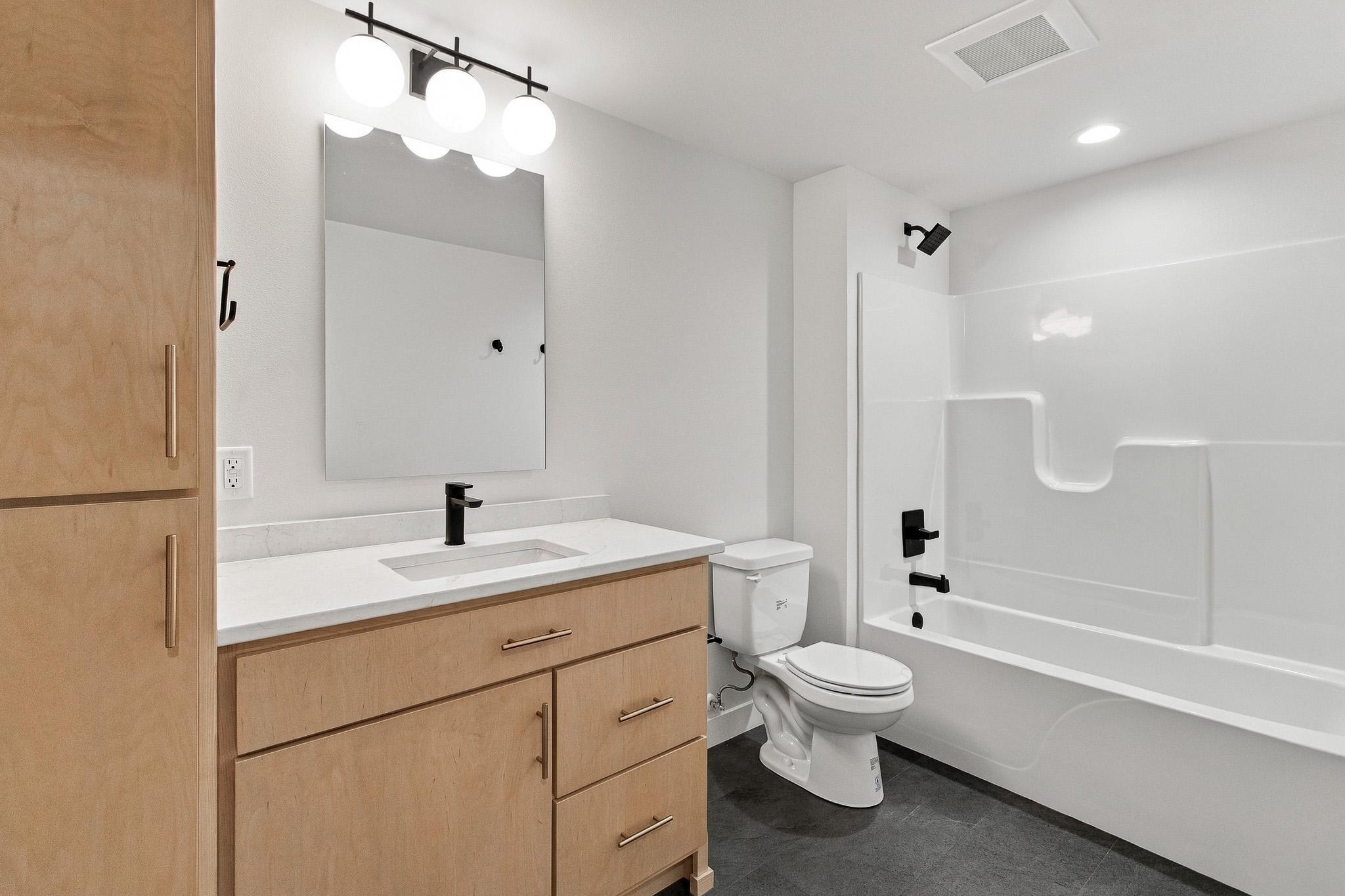 2026 single family home for sale at 6857 Cedar Drive in Horace, ND — 4 bed, 4 bath (photo 36 of 42)