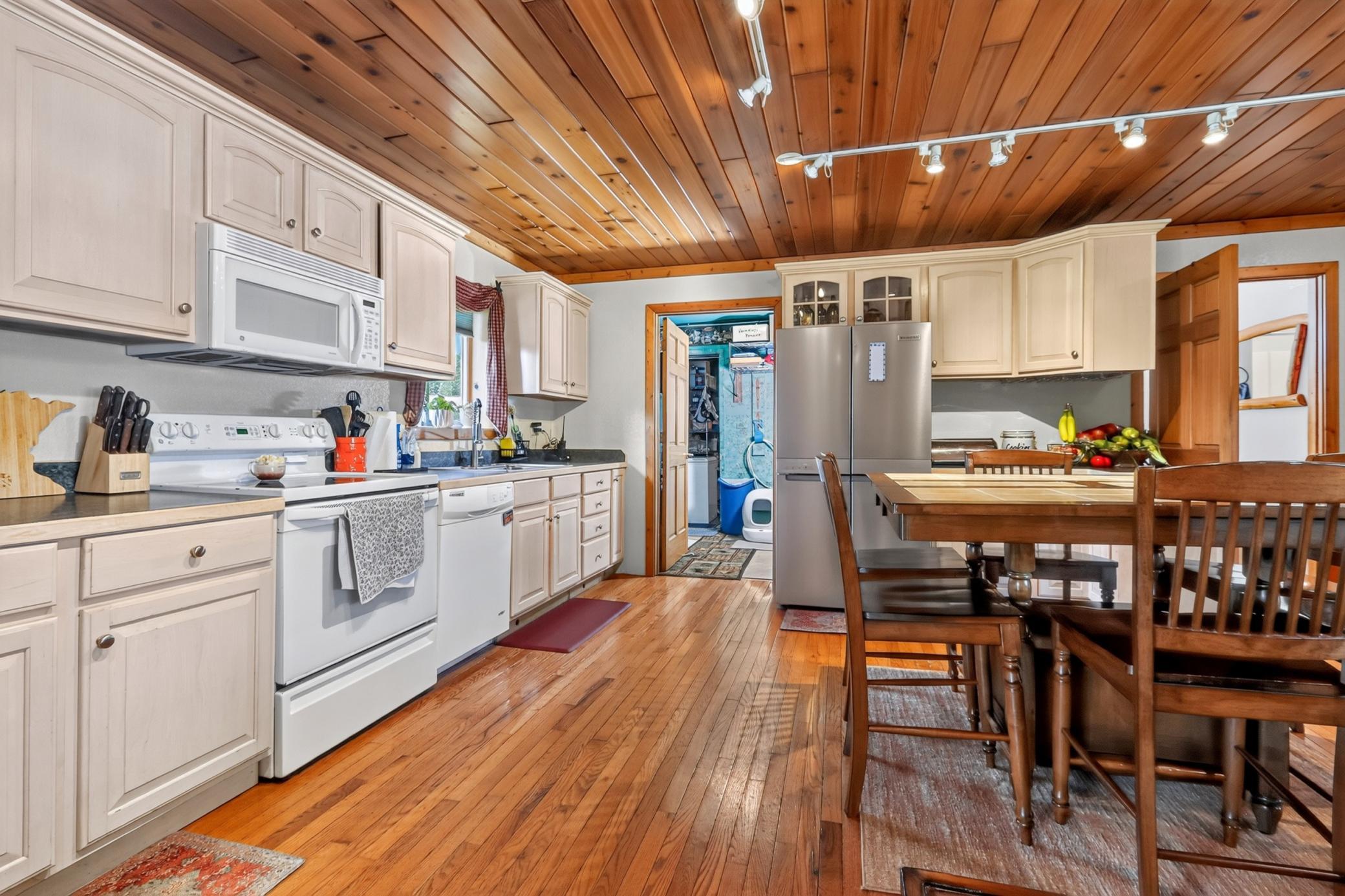 2004 single family home for sale at TBD TBD Road in Spring Lake, MN — 3 bed, 4 bath (photo 2 of 3)