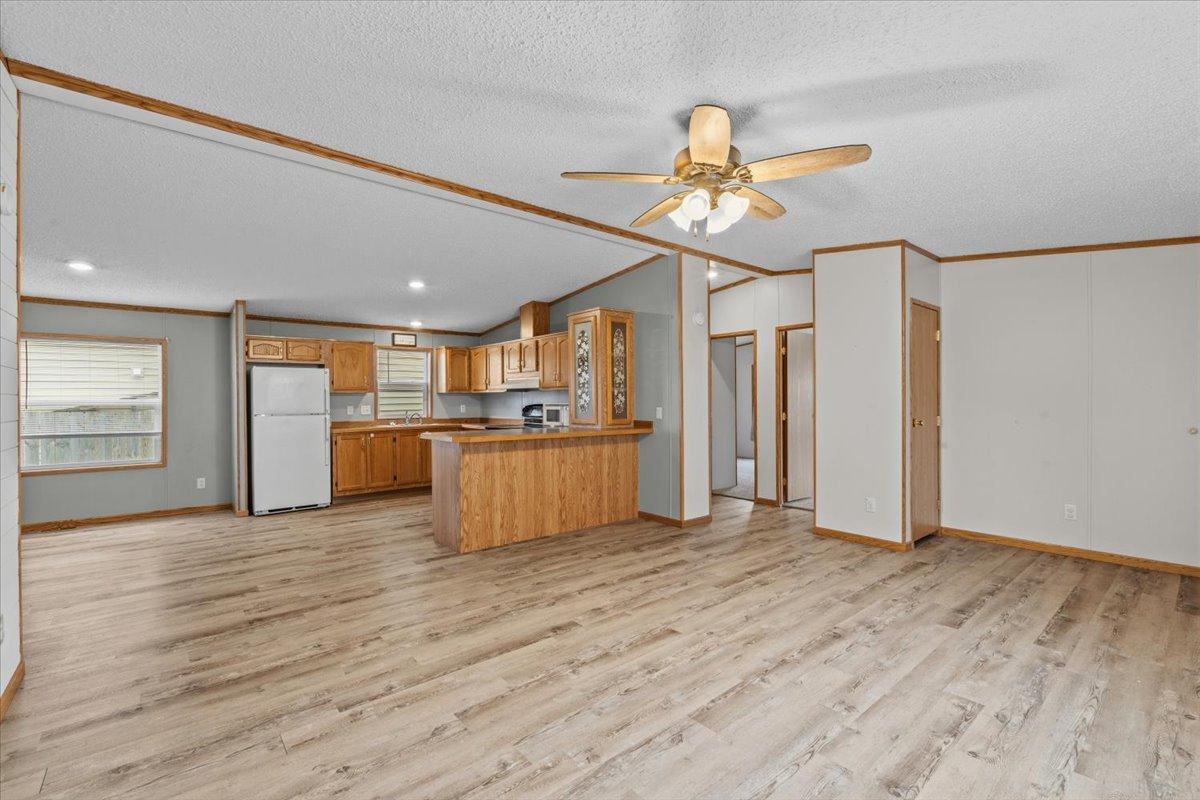 1999 single family home for sale at 427 6th Street N in Breckenridge, MN — 3 bed, 2 bath (photo 15 of 39)