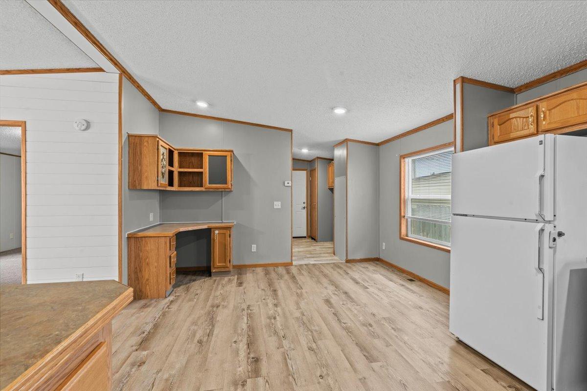 1999 single family home for sale at 427 6th Street N in Breckenridge, MN — 3 bed, 2 bath (photo 7 of 39)