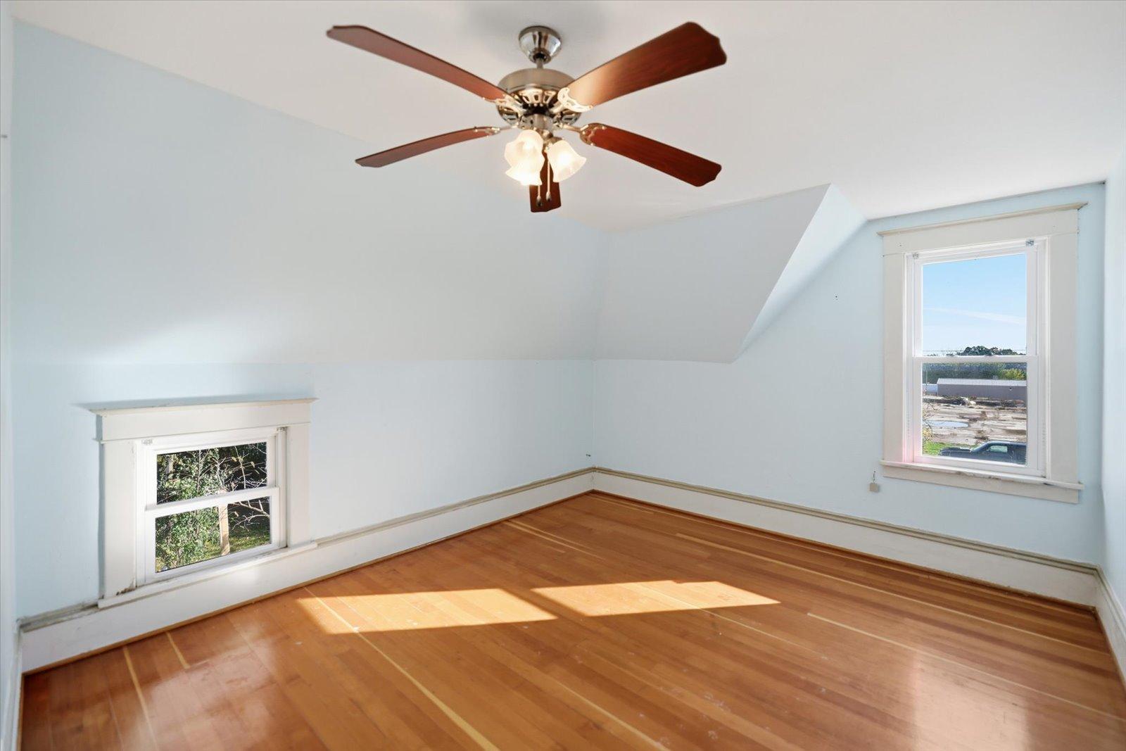 1910 single family home for sale at 302 2nd Street NW in Bertha, MN — 3 bed, 3 bath (photo 34 of 86)