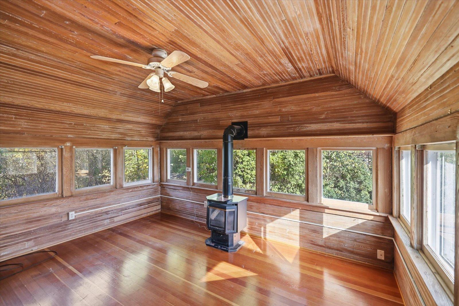 1910 single family home for sale at 302 2nd Street NW in Bertha, MN — 3 bed, 3 bath (photo 37 of 86)