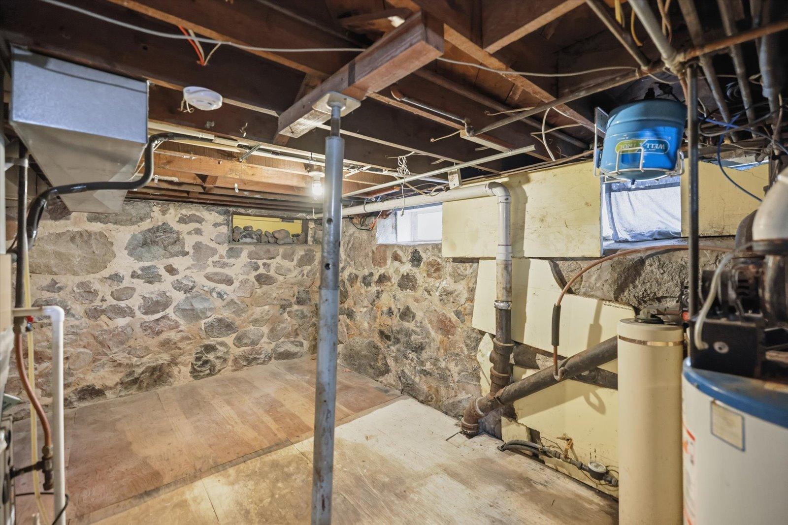 1910 single family home for sale at 302 2nd Street NW in Bertha, MN — 3 bed, 3 bath (photo 46 of 86)