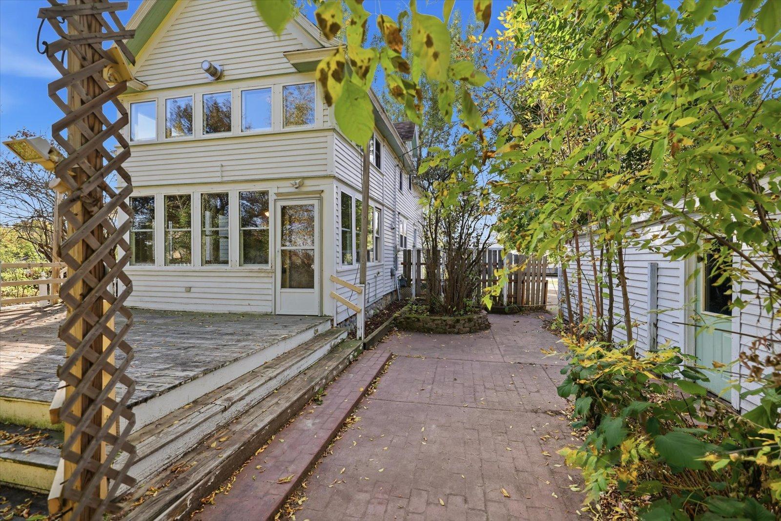 1910 single family home for sale at 302 2nd Street NW in Bertha, MN — 3 bed, 3 bath (photo 64 of 86)