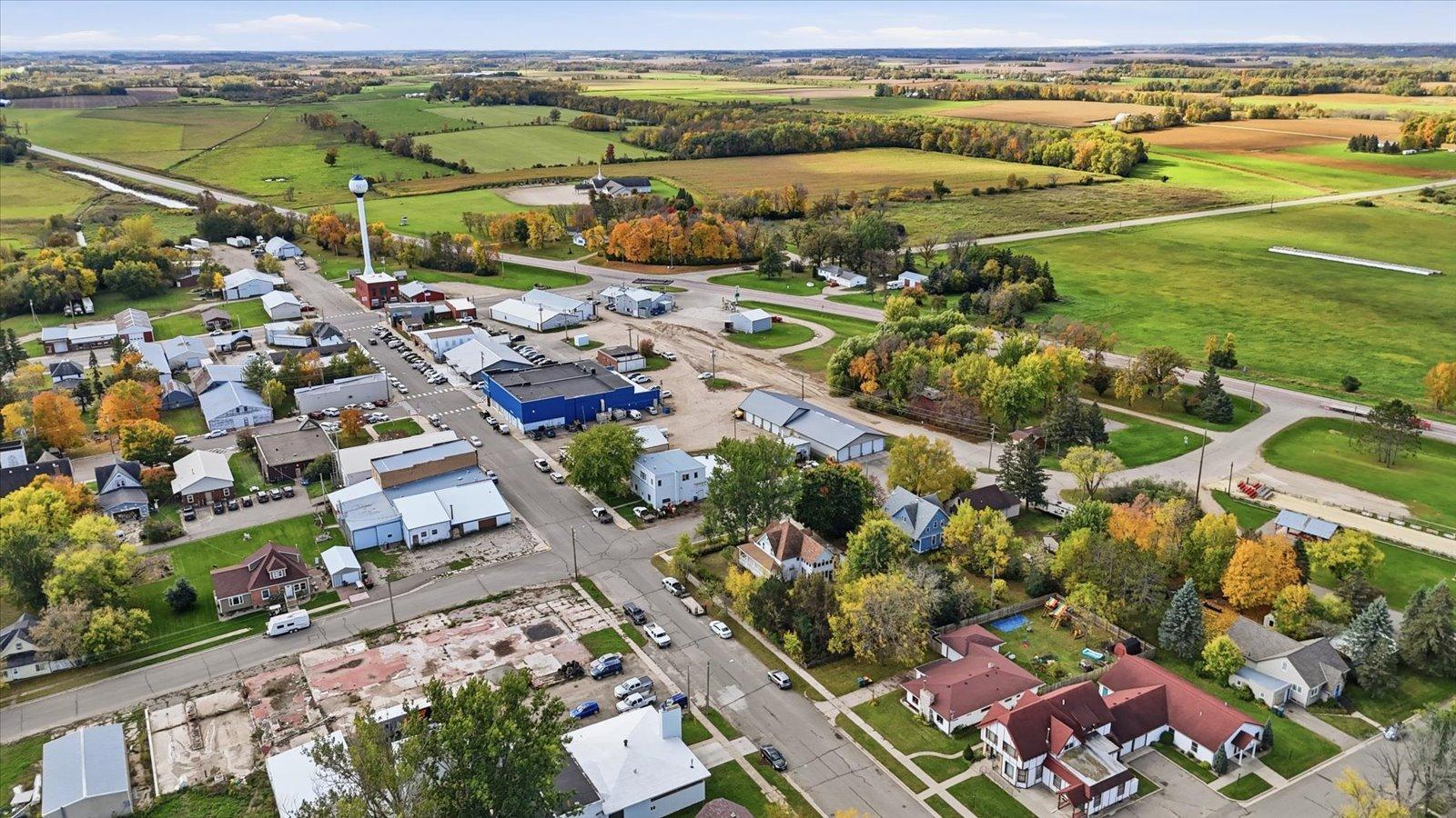 1910 single family home for sale at 302 2nd Street NW in Bertha, MN — 3 bed, 3 bath (photo 74 of 86)