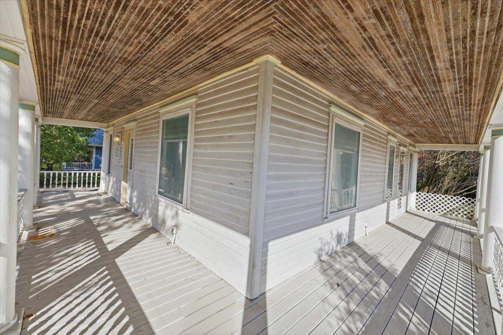 1910 single family home for sale at 302 2nd Street NW in Bertha, MN — 3 bed, 3 bath (photo 81 of 86)