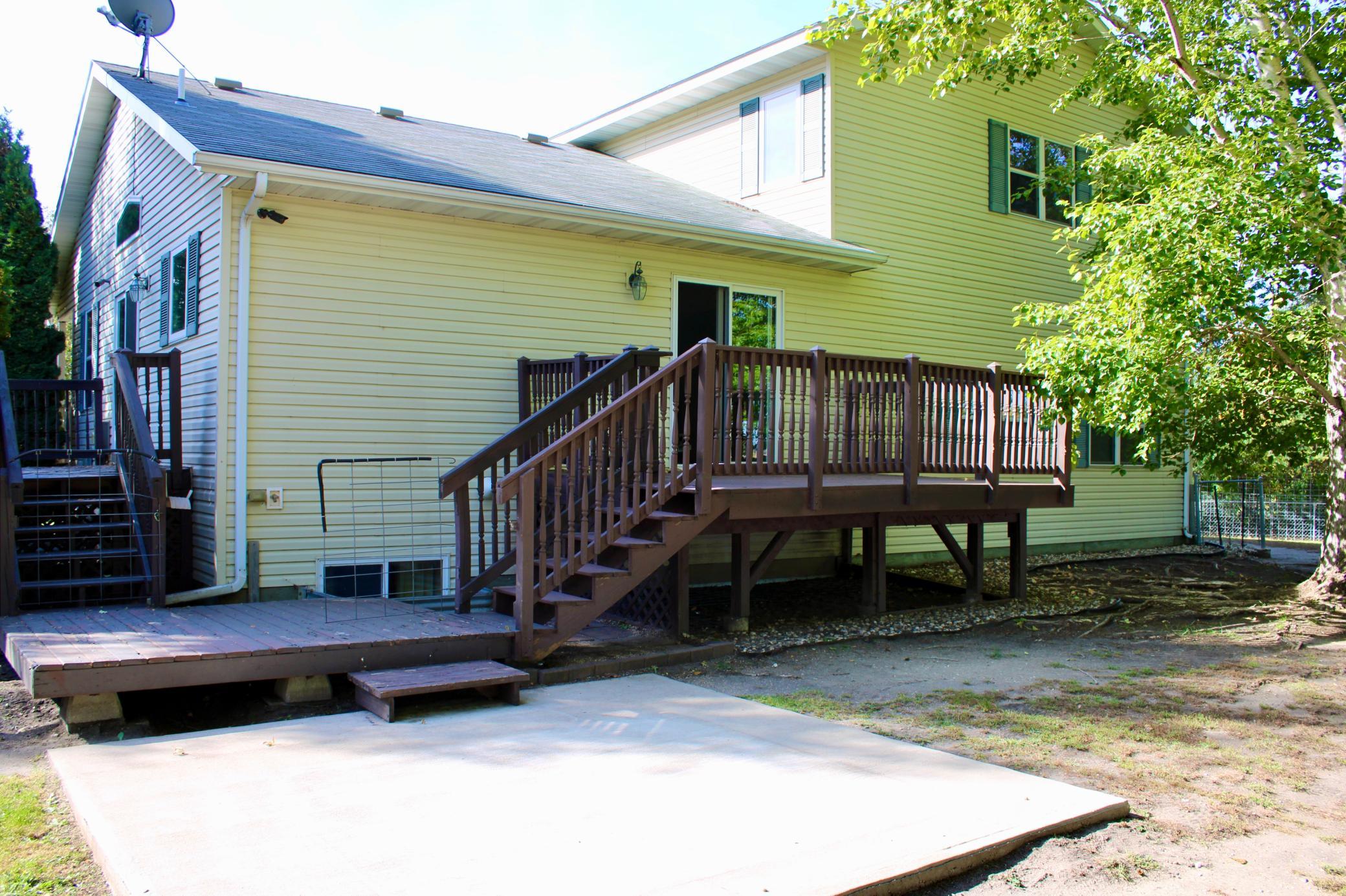 2001 single family home for sale at 322 Oriole Avenue N in Thief River Falls, MN — 4 bed, 3 bath (photo 41 of 42)