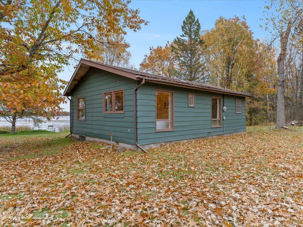 1962 single family home for sale at 3818 Danens Drive NE in Remer, MN — 3 bed, 1 bath (photo 7 of 48)