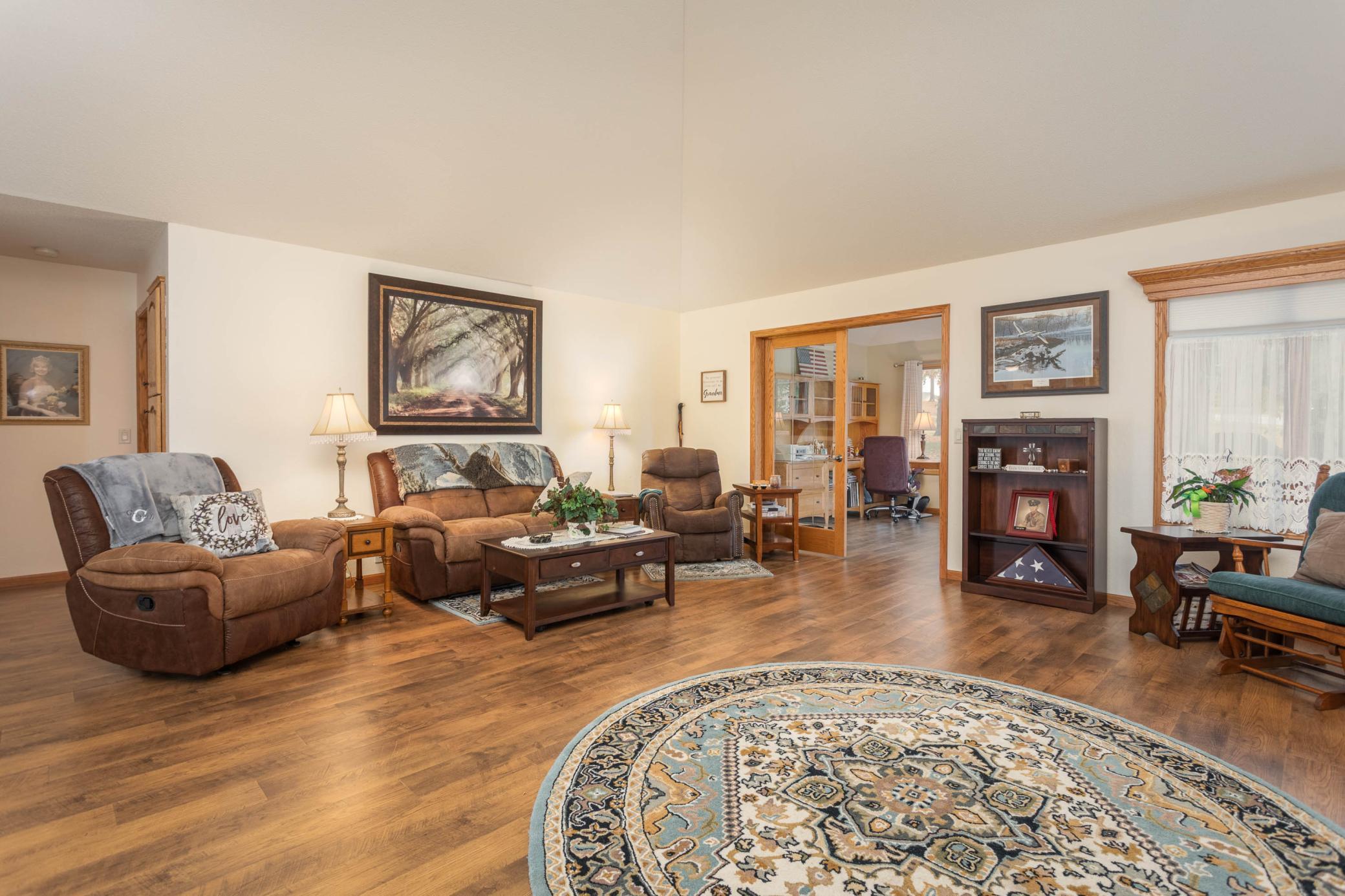 2005 home for sale at 781 E Lake Geneva Road NE in Alexandria, MN — 2 bed, 2 bath (photo 12 of 49)