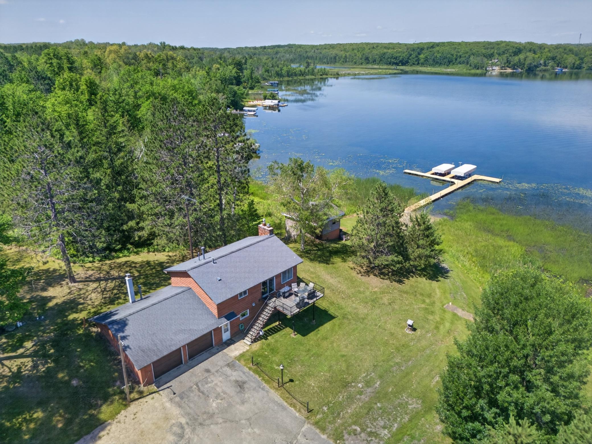 1971 single family home for sale at 21852 Moose Point Road in Cohasset, MN — 2 bed, 2 bath (photo 2 of 27)