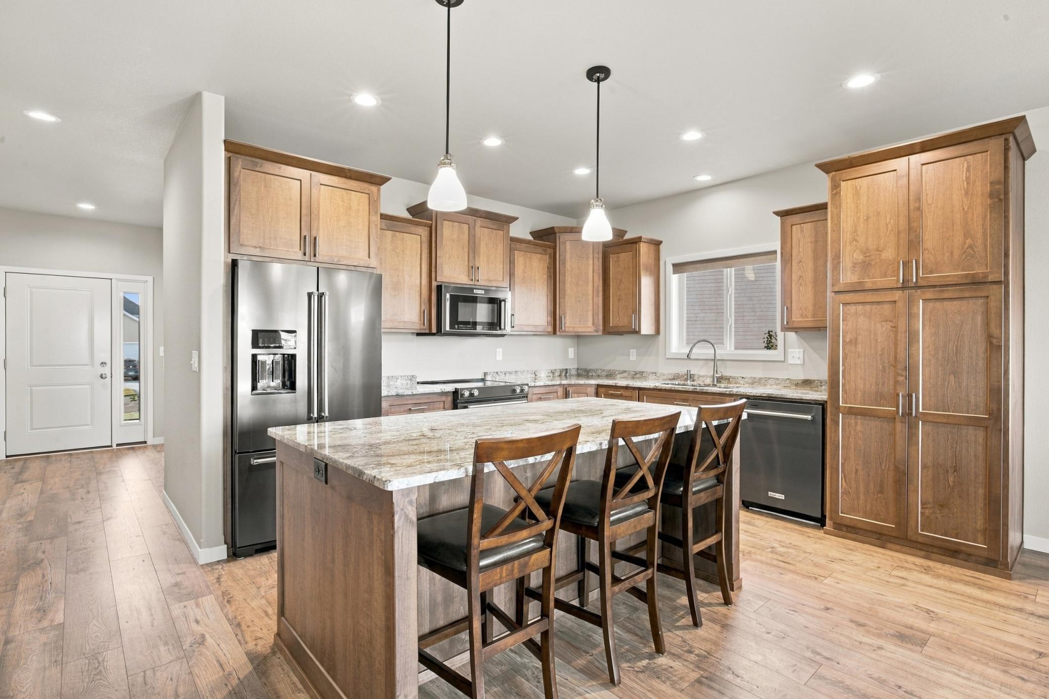 2023 single family home for sale at 7386 28th Street S in Fargo, ND — 4 bed, 3 bath (photo 12 of 53)