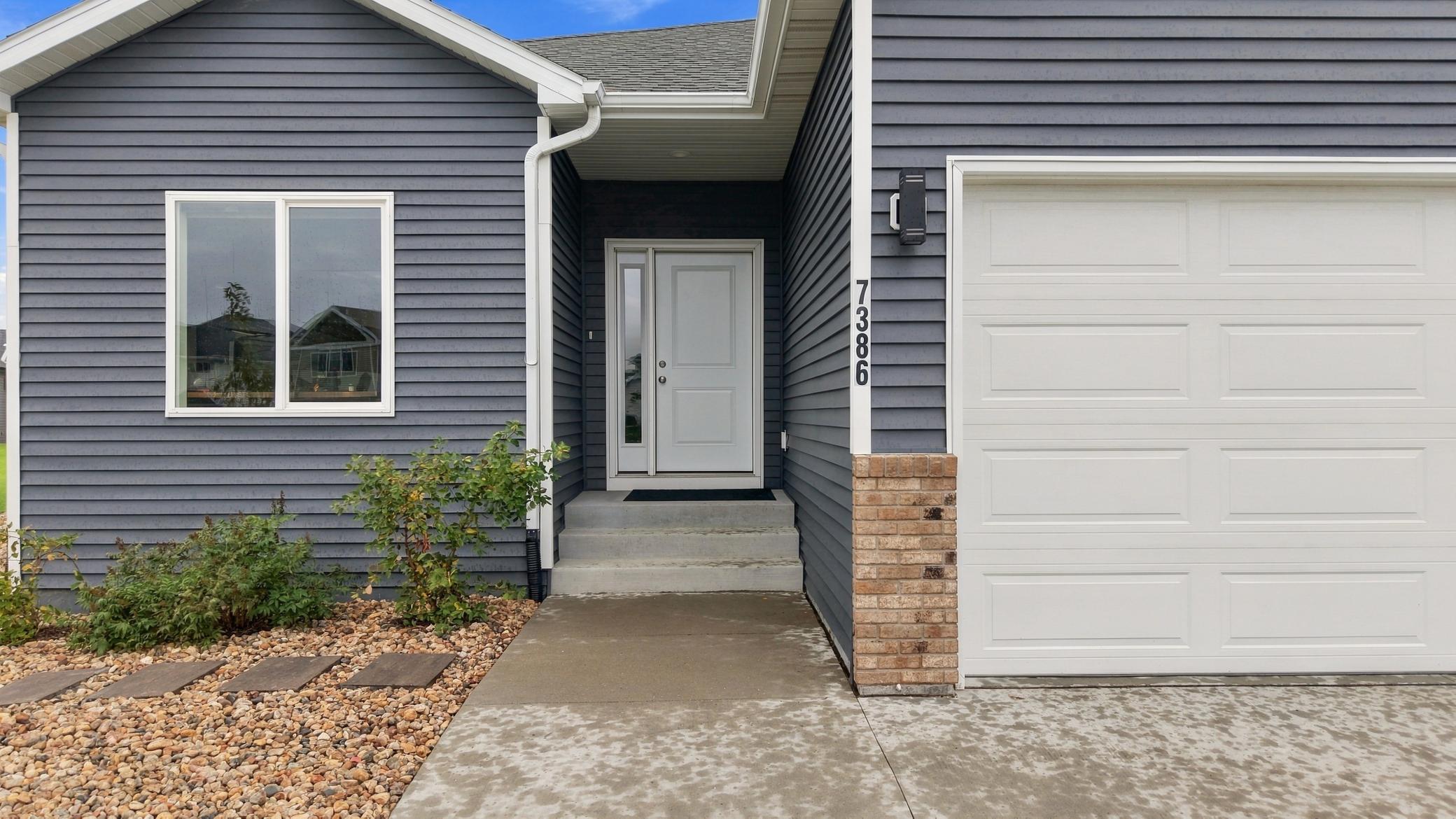 2023 single family home for sale at 7386 28th Street S in Fargo, ND — 4 bed, 3 bath (photo 3 of 53)