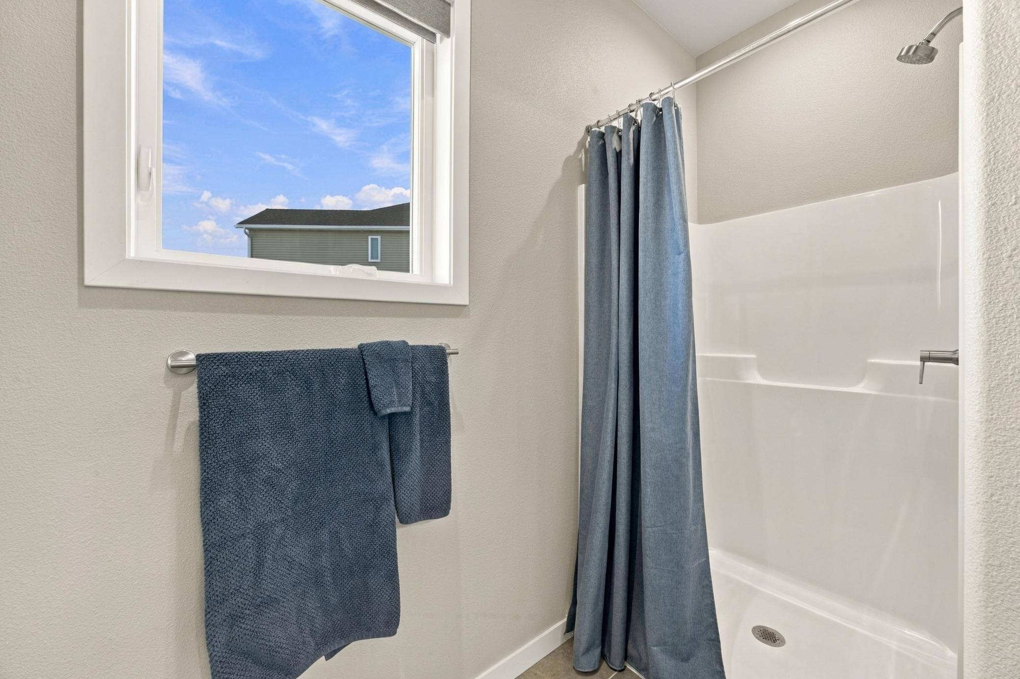 2023 single family home for sale at 7386 28th Street S in Fargo, ND — 4 bed, 3 bath (photo 24 of 53)